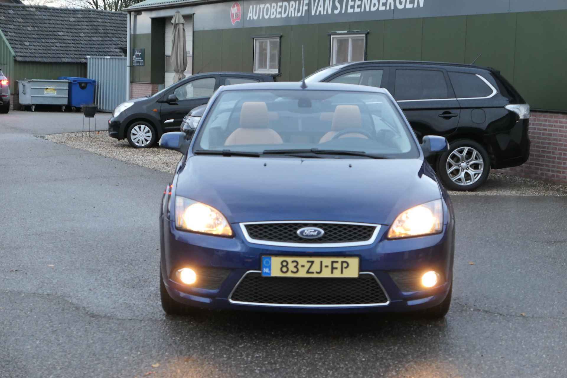 Ford FOCUS Coupe-cabriolet 2.0-16V Titanium NL, 2e Eig. Leer, Climate, Cruise, Audio, .. Zeer fraaie uitvoering .. eerlijke auto - 5/51