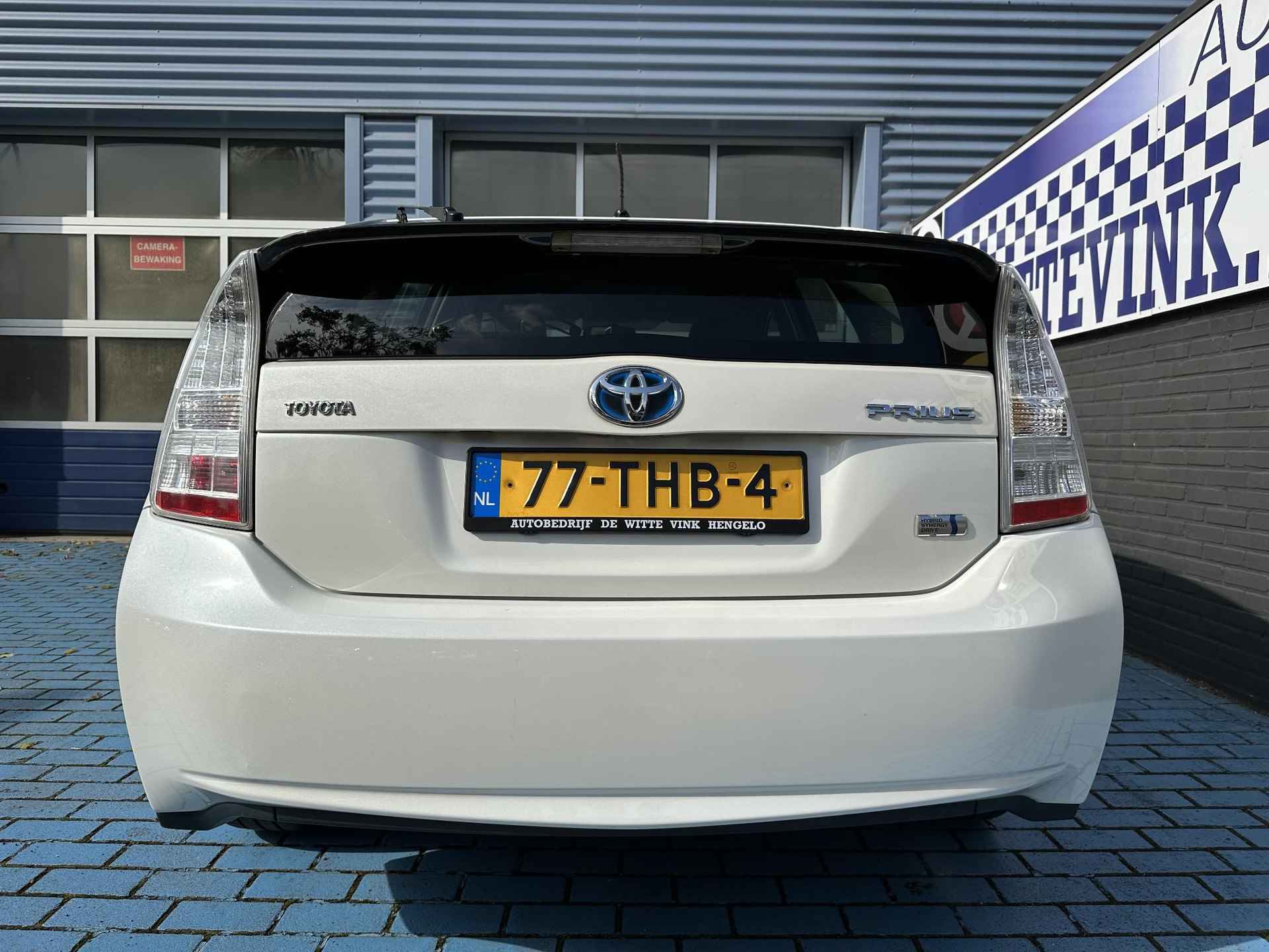 Toyota Prius 1.8 Comfort HYBRIDE NAVI CRUISE NIEUWE APK - 11/19