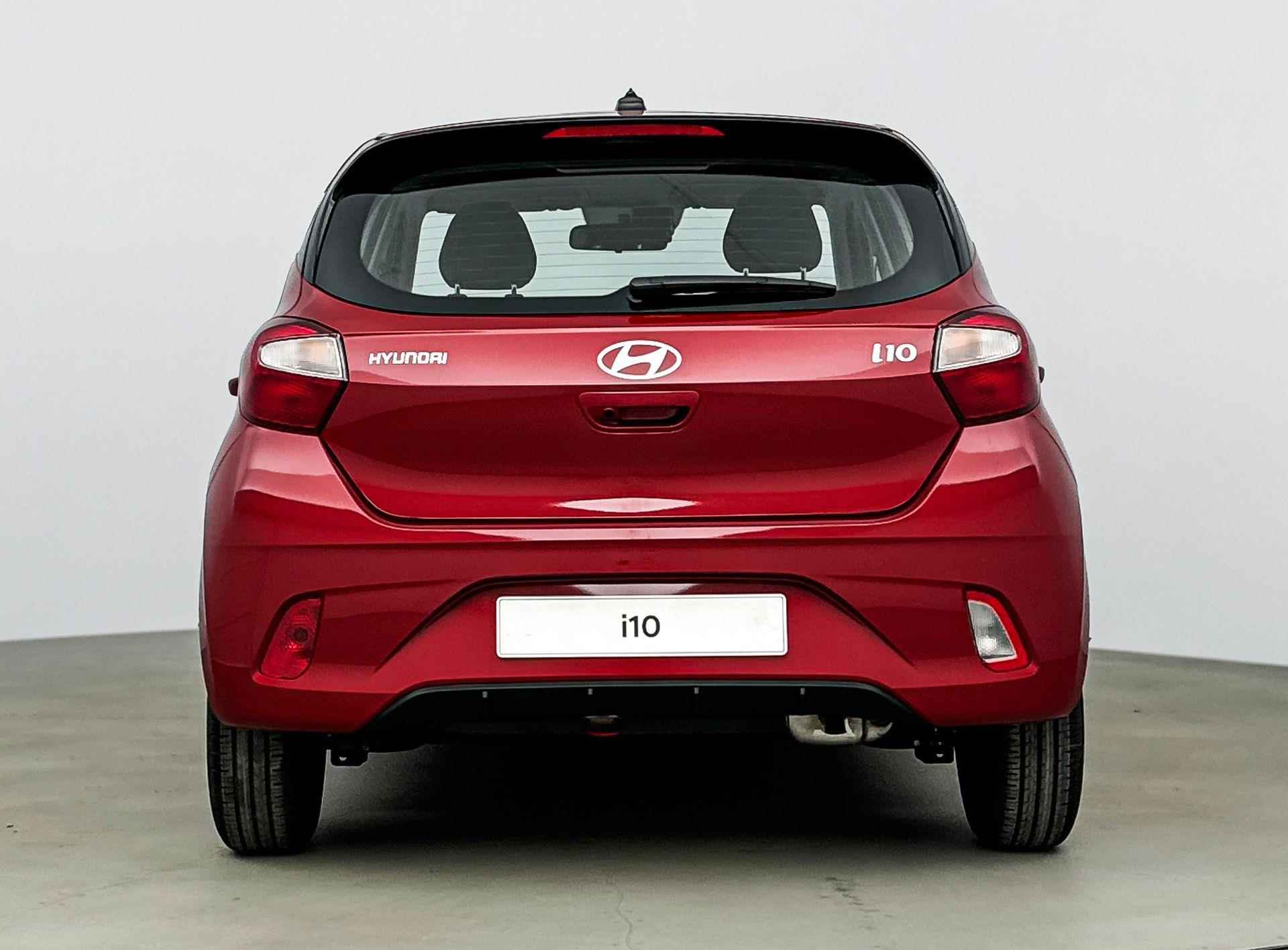 Hyundai i10 1.0 Comfort Smart | Incl. €1000,- Smart Bonus! | Navigatie | Camera | Apple Carplay | Cruise control | Airco | - 7/28