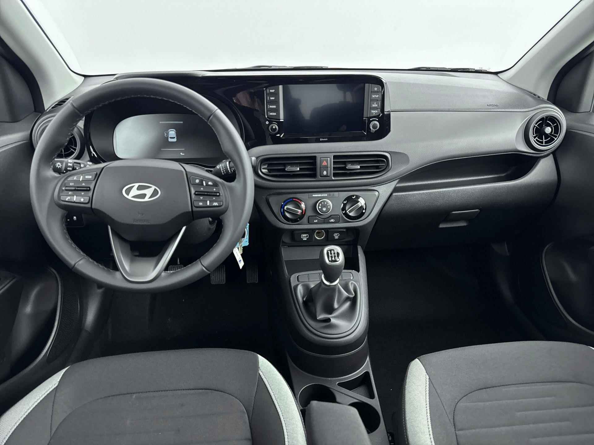 Hyundai i10 1.0 Comfort Smart | Incl. €1000,- Smart Bonus! | Navigatie | Camera | Apple Carplay | Cruise control | Airco | - 11/28