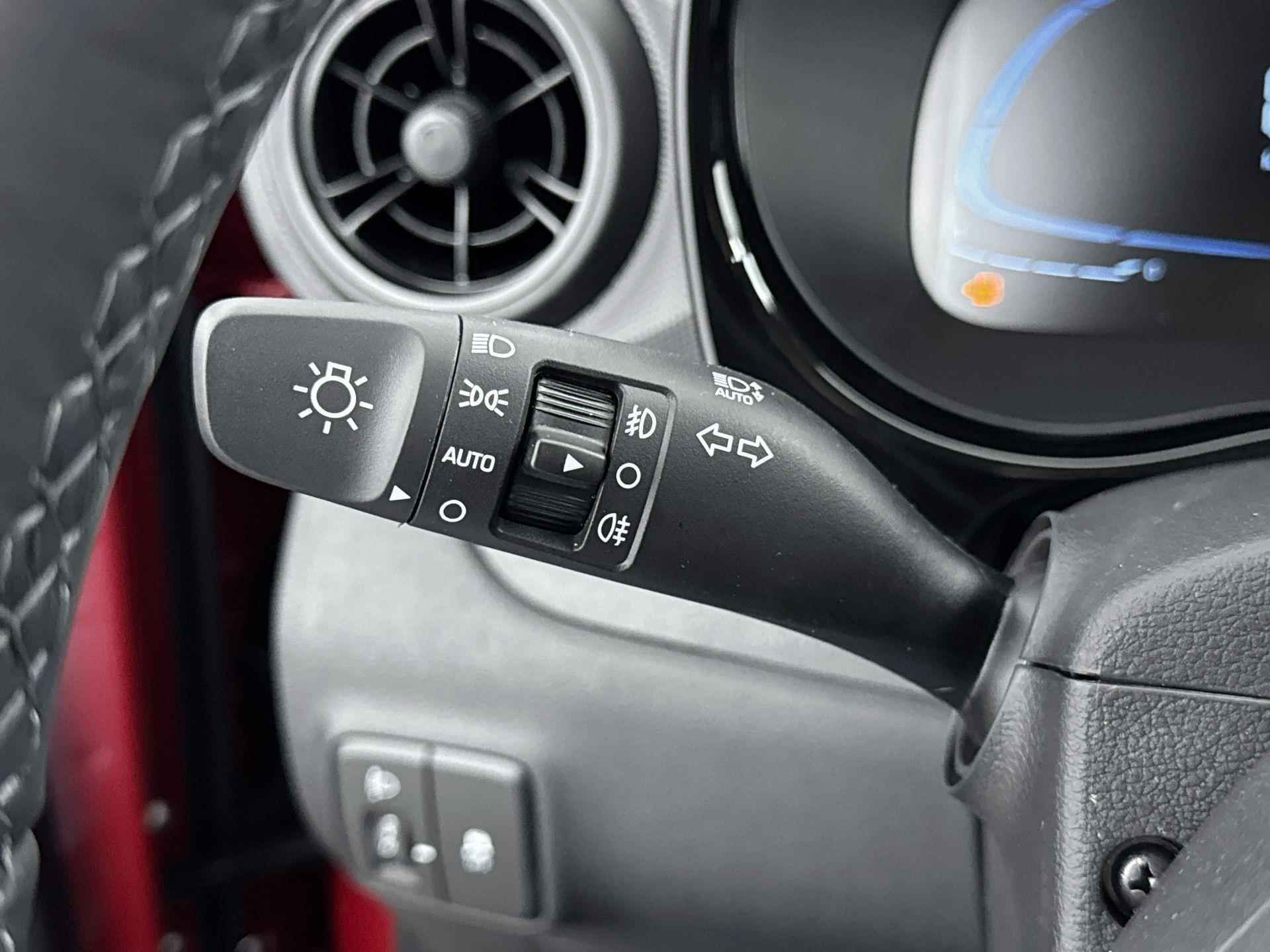 Hyundai i10 1.0 Comfort Smart | Incl. €1000,- Smart Bonus! | Navigatie | Camera | Apple Carplay | Cruise control | Airco | - 15/28