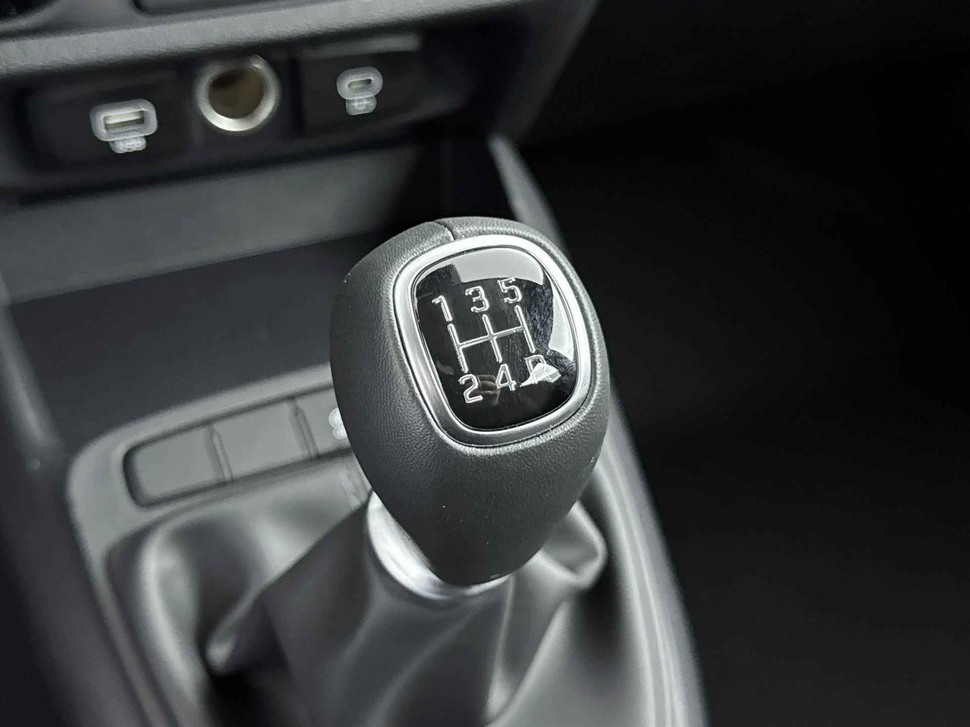 Hyundai i10 1.0 Comfort Smart | Incl. €1000,- Smart Bonus! | Navigatie | Camera | Apple Carplay | Cruise control | Airco | - 23/28