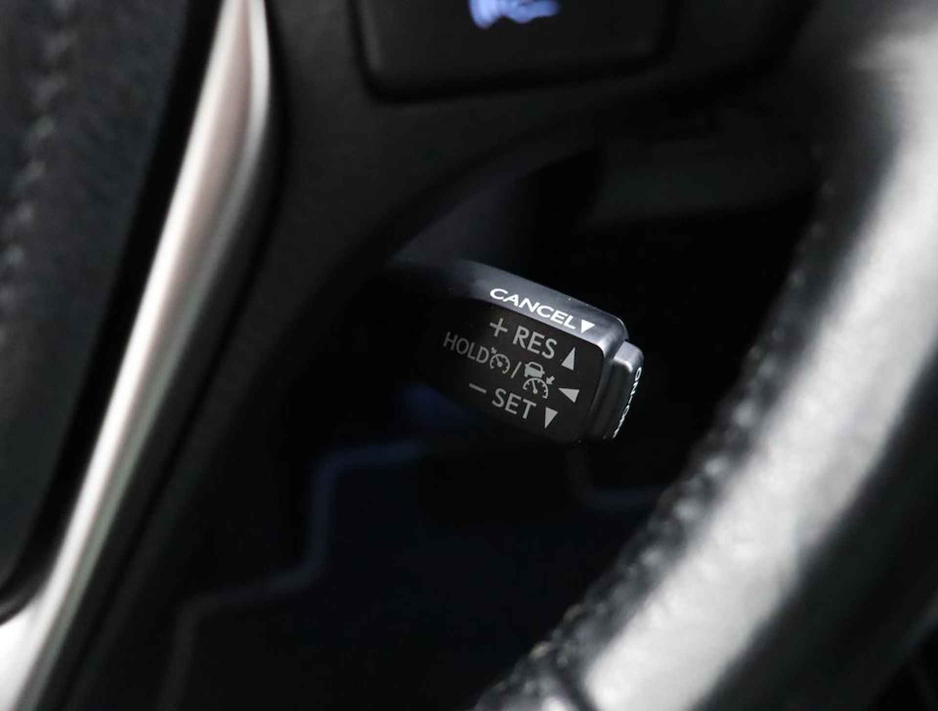 Toyota RAV4 2.5 Hybrid Style | Navigatie | Camera | Volledige historie | Trekhaak afneembaar | Parkeerhulp V+A | - 46/57