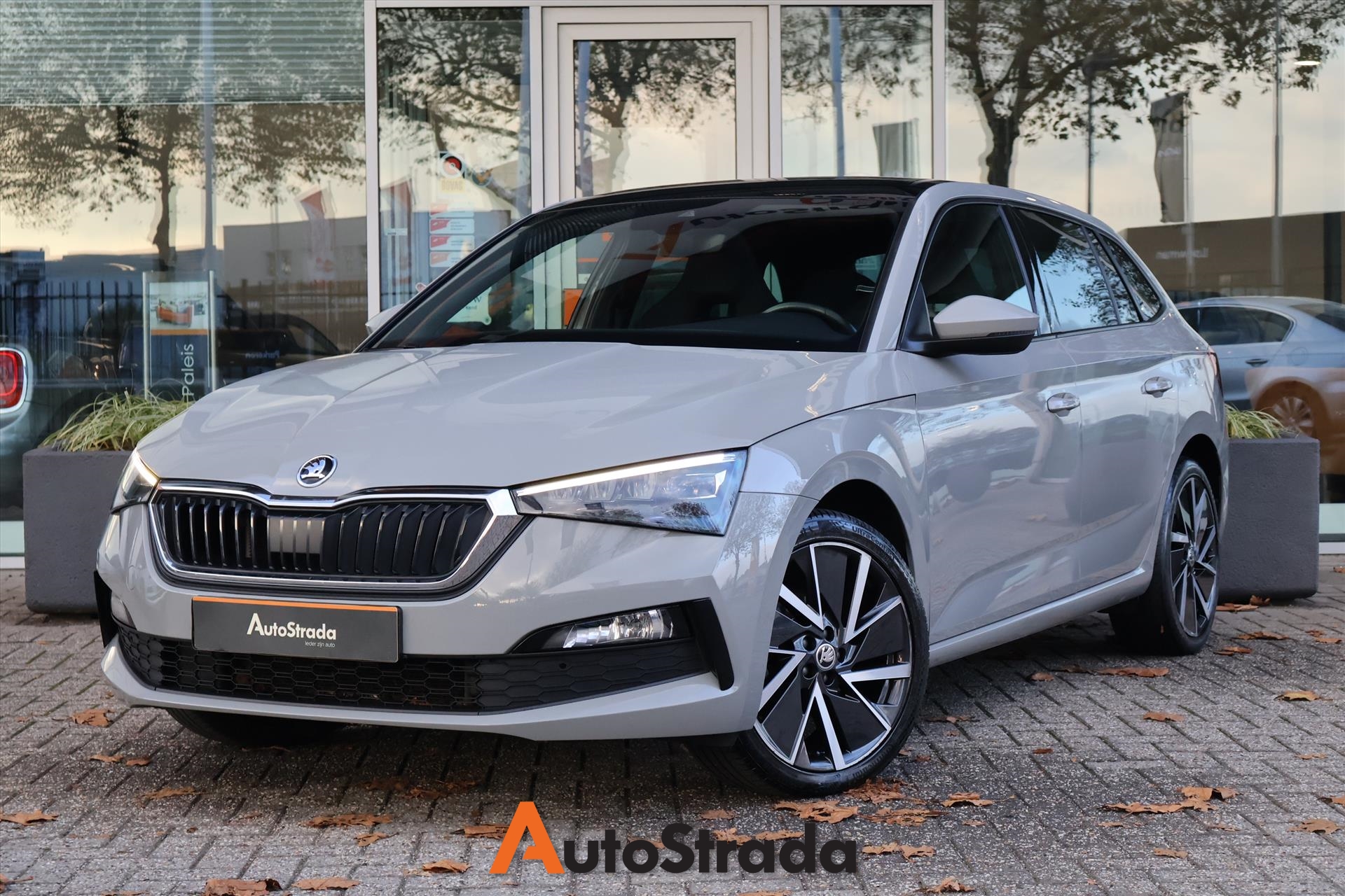 Skoda Scala 1.0 TSI Sport Business 116pk | Pano | Virtual | Cruise | Carplay | DAB | rijstrooksensor | 1e Eigenaar