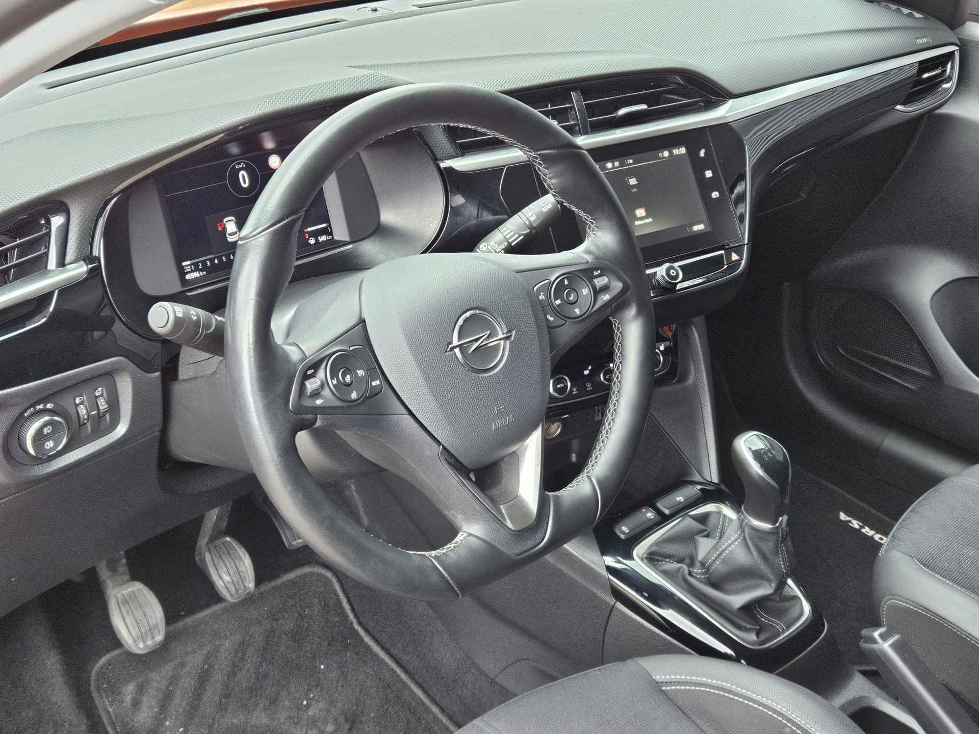 Opel Corsa 1.2 Edition Two Tone | Camera | Climate Control | Navigatie via Apple Carplay of Android Auto | Parkeersensoren voor en Achter !! | Stoelverwarming - 8/32