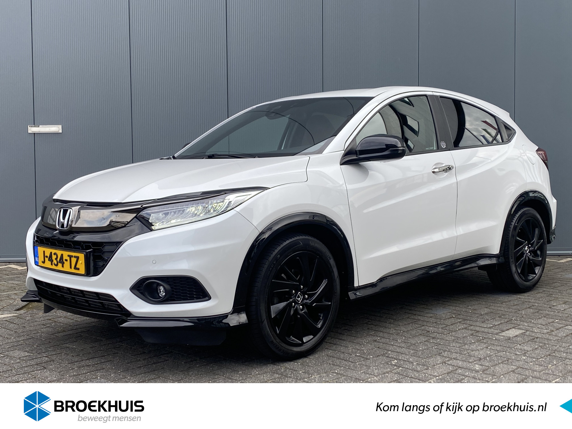 Honda HR-V 1.5 i-VTEC 184pk Turbo Sport | Leder | Climate | Camera | Trekhaak | Navigatie | Full - Led | Winterpakket | 18" Lichtmetaal | P