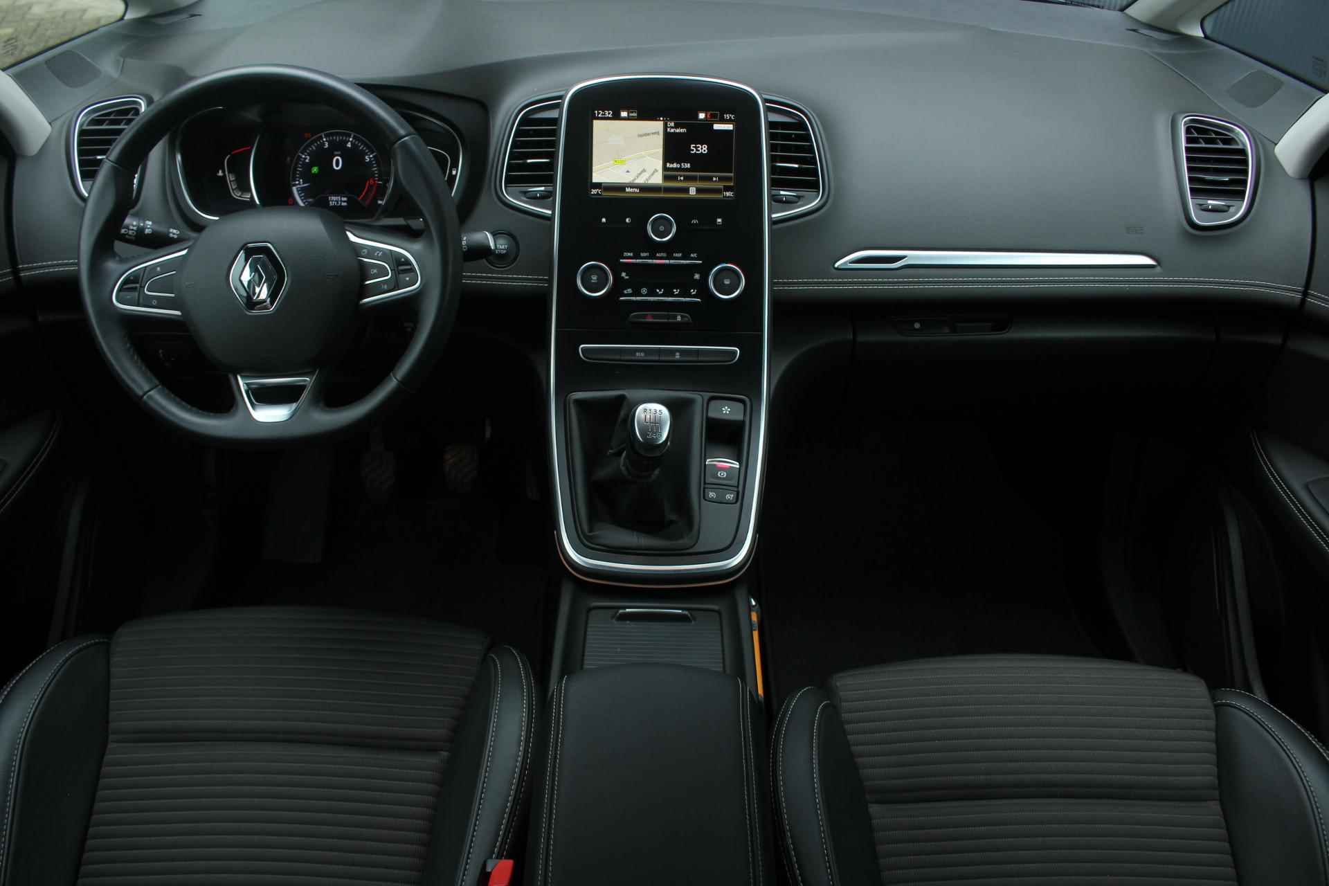 Renault Grand Scénic 1.3 TCe 140Pk Intens 7p. | Navigatie | Climat Control | Cruise Control | Apple Carplay/Android Auto | Trekhaak | Parkeersensoren Voor & Achter | Bluetooth | 20" Lichtmetalen Velgen | Keyless | - 15/34