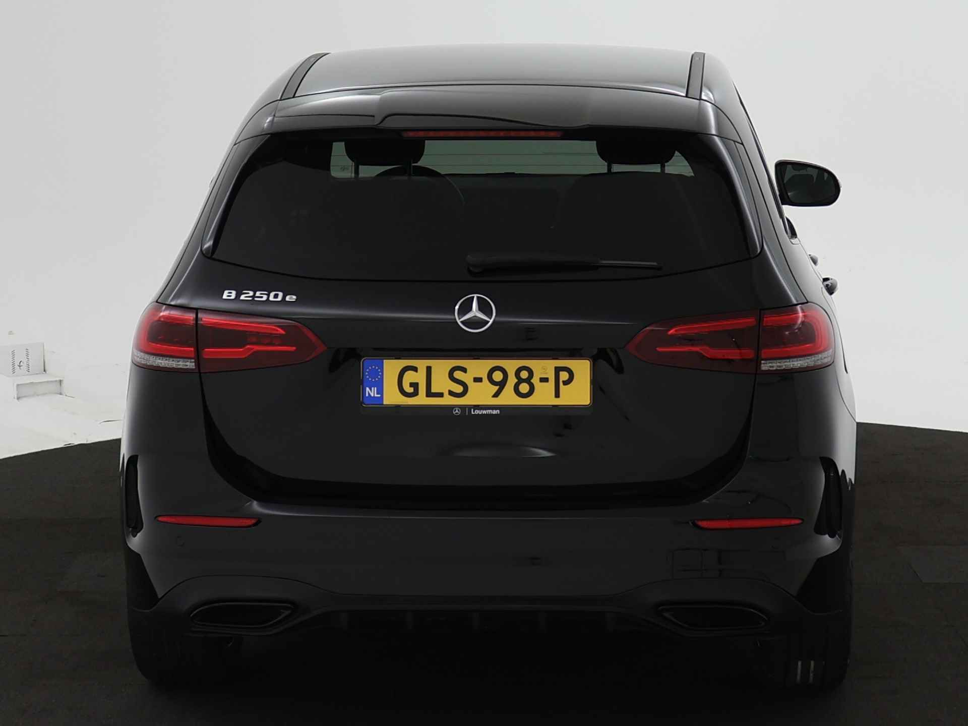 Mercedes-Benz B-Klasse 250 e AMG Plug-In Hybride | Achteruitrijcamera | Nightpakket | Sfeerverlichting | Apple Carplay | Inclusief 24 maanden MB Certified garantie voor Europa. - 29/44