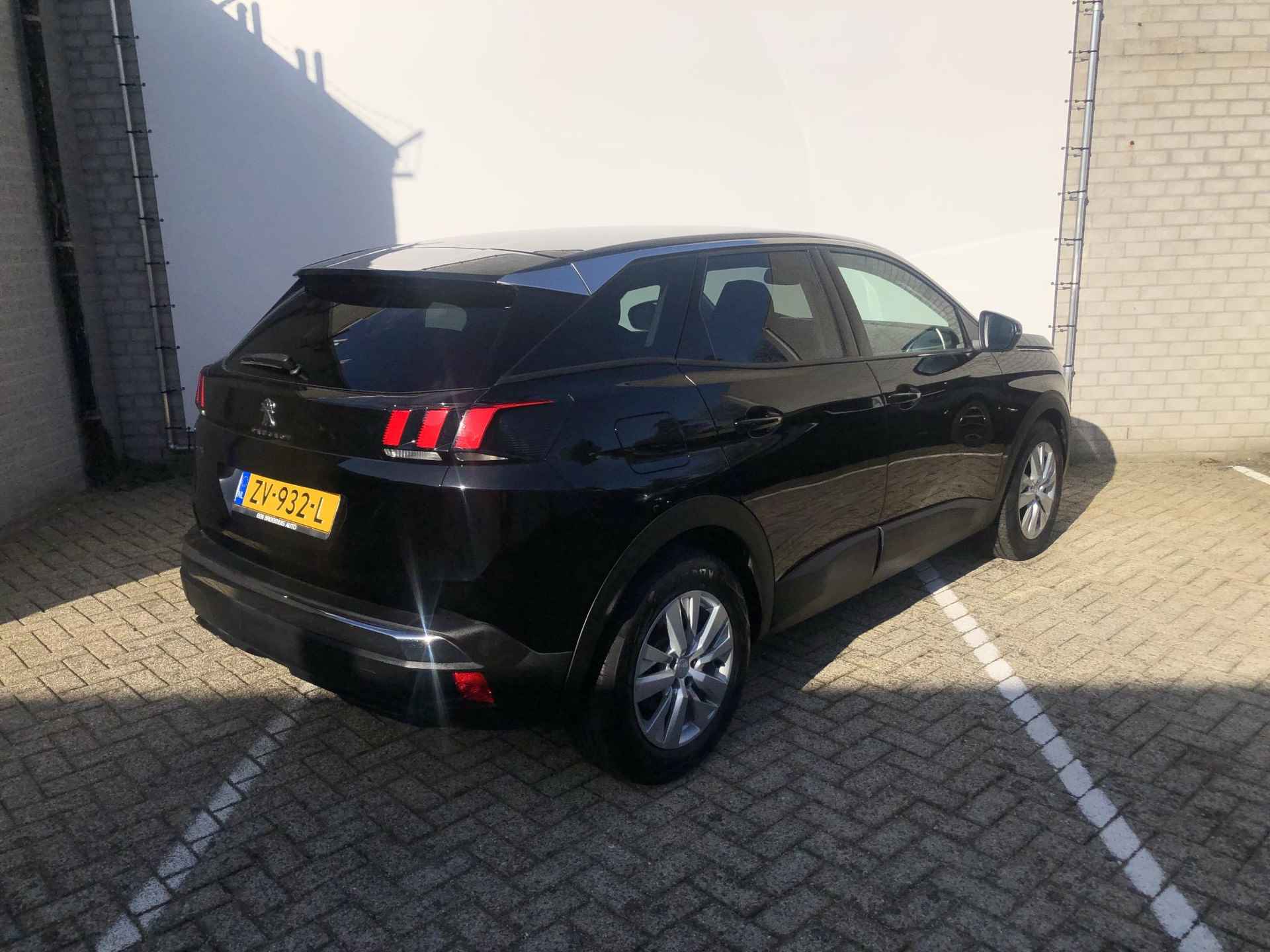 Peugeot 3008 1.2 PureTech Blue Lease Executive | Navigatie | Cruise Control | Carplay | Parkeersensoren - 9/27