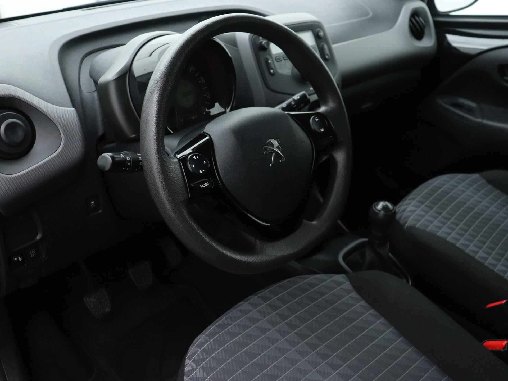 Peugeot 108 Active 72pk | Airco | Bluetooth | DAB+ radio | Dealeronderhouden | Zuinig en voordelig autorijden! | - 11/32