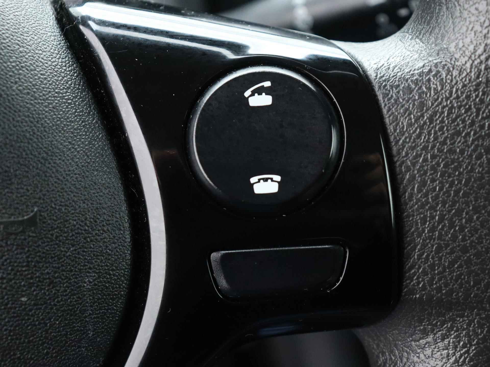 Peugeot 108 Active 72pk | Airco | Bluetooth | DAB+ radio | Dealeronderhouden | Zuinig en voordelig autorijden! | - 19/32