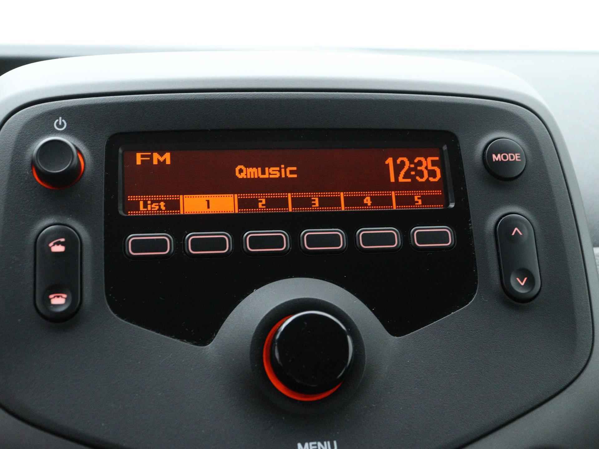 Peugeot 108 Active 72pk | Airco | Bluetooth | DAB+ radio | Dealeronderhouden | Zuinig en voordelig autorijden! | - 21/32