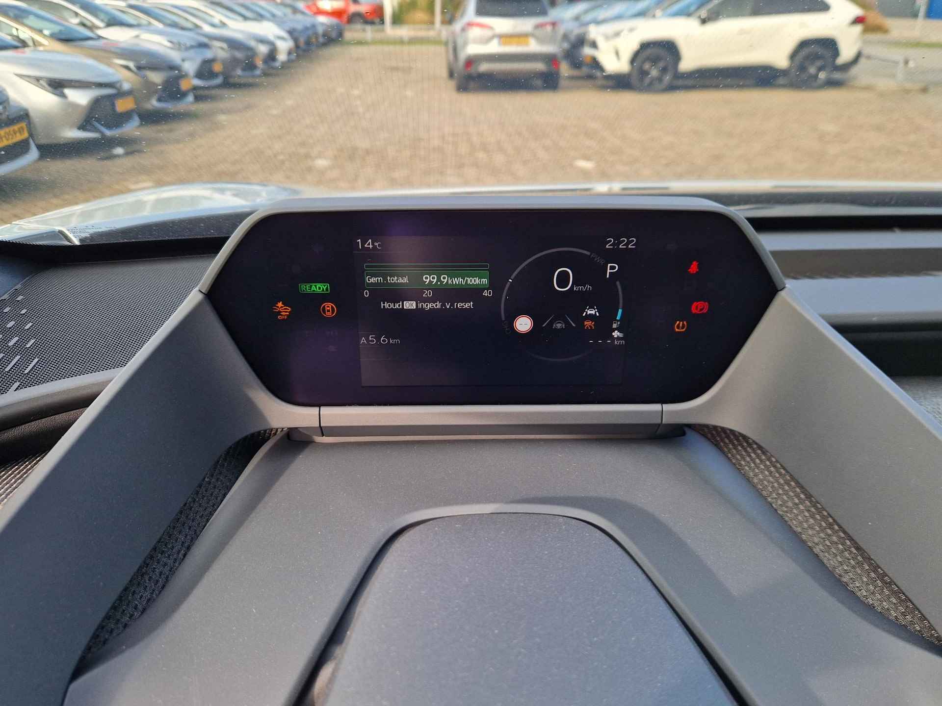 Toyota bZ4X Premium 71 kWh Solar roof - 20/42