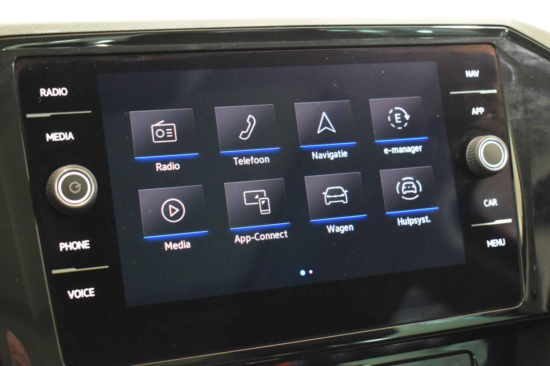 Volkswagen Passat Variant 1.4 TSI PHEV GTE Business | FACELIFT | Schuif/Kantel dak | Achteruitrijcamera | Parkeersensoren | Adaptive cruise control | Elektrische bestuurdersstoel + massagefunctie | Stoelverwarming | Apple Carplay/Android auto | - 32/51