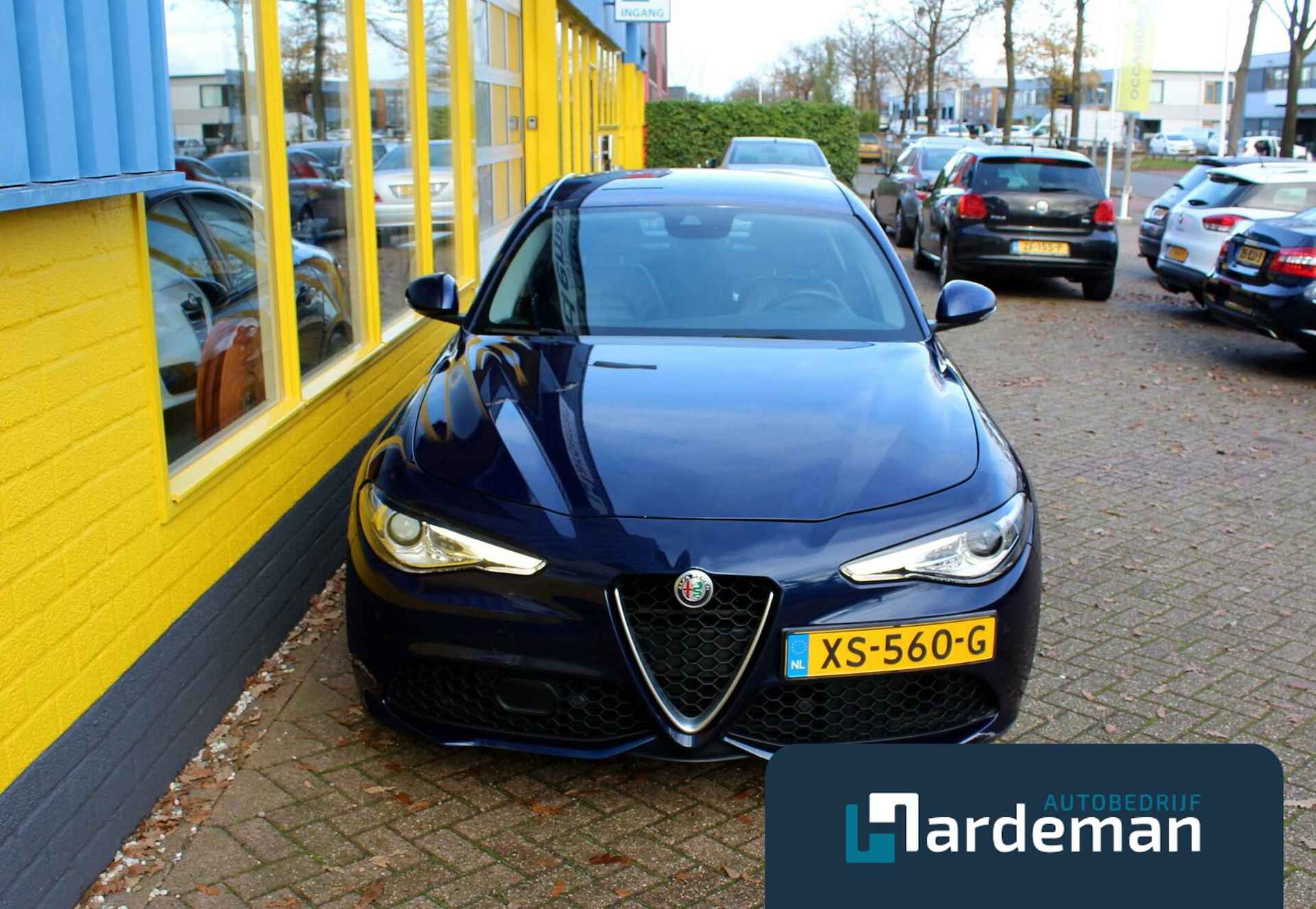 Alfa Romeo Giulia 2.0T Super Veloce in/ext. Driver assist. - 25/28