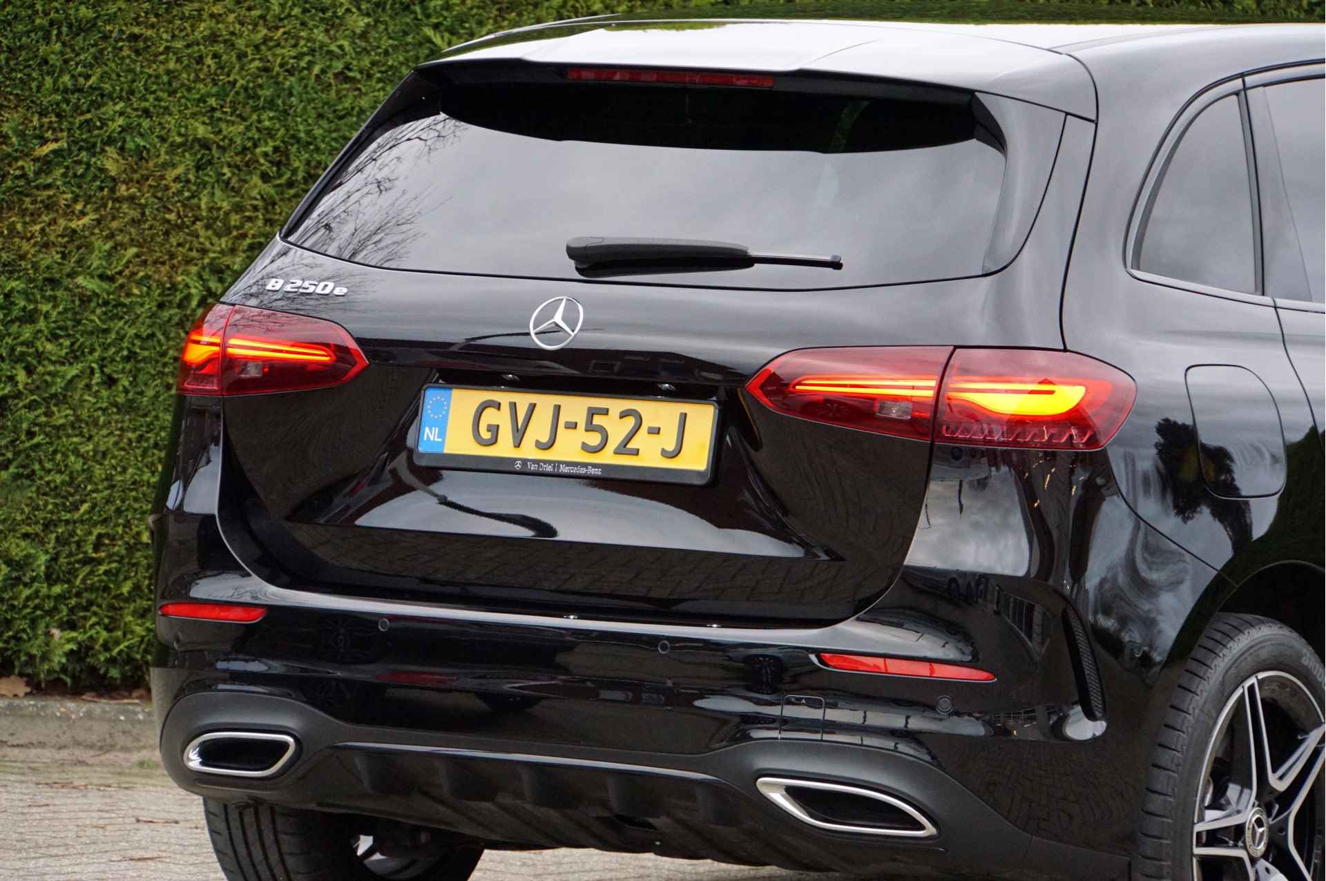 Mercedes-Benz B-Klasse B 250 e Facelift AMG Line Night | Keyless-Go Verwarmd Stuurwiel Sfeer - 15/65