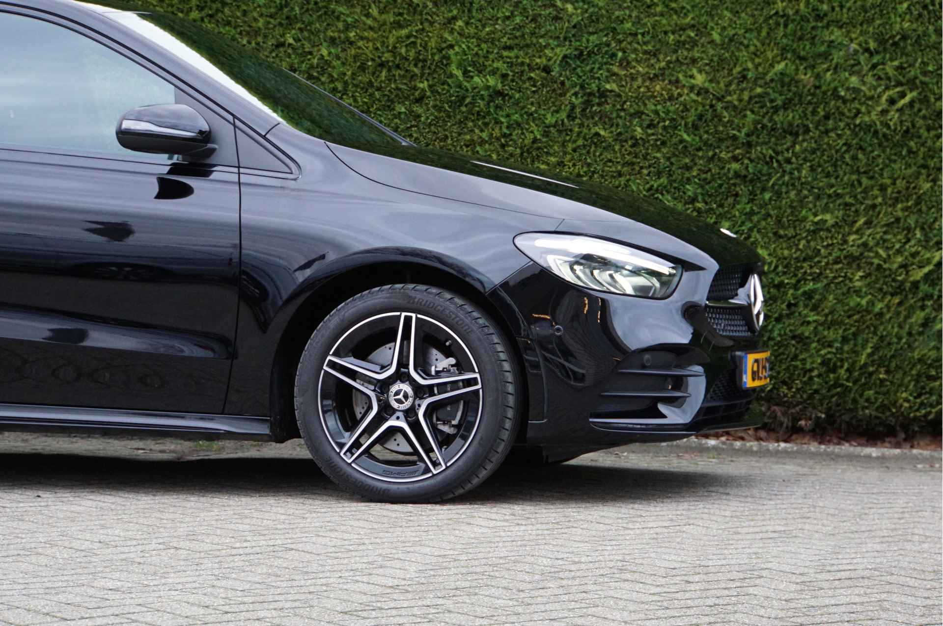 Mercedes-Benz B-Klasse B 250 e Facelift AMG Line Night | Keyless-Go Verwarmd Stuurwiel Sfeer - 64/65