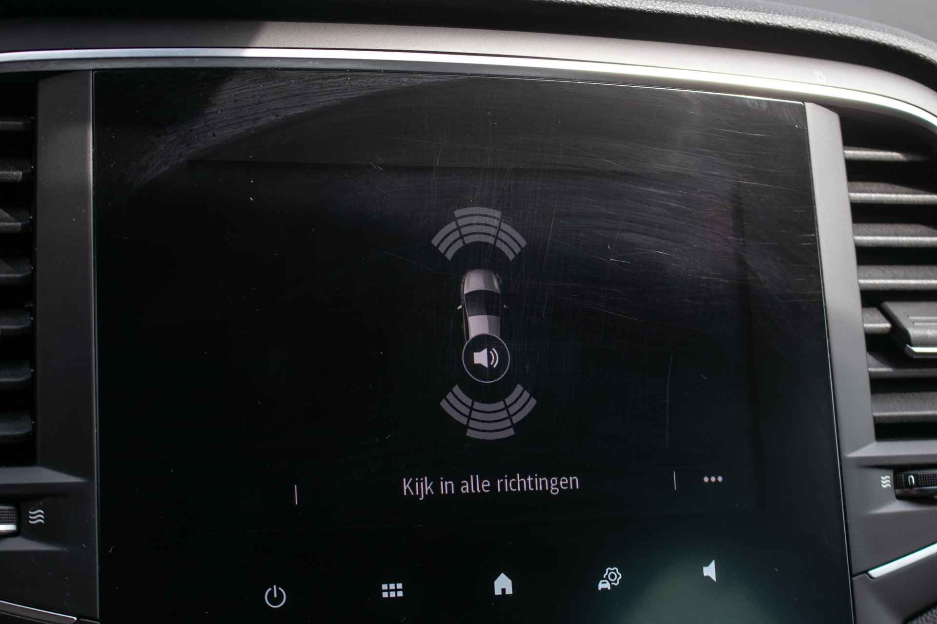 Renault Mégane 1.6 E-Tech Plug-In Hybrid 160 Zen - All-in rijkrprs | Navi | Carplay | Cruise | Stoelverw. - 19/38