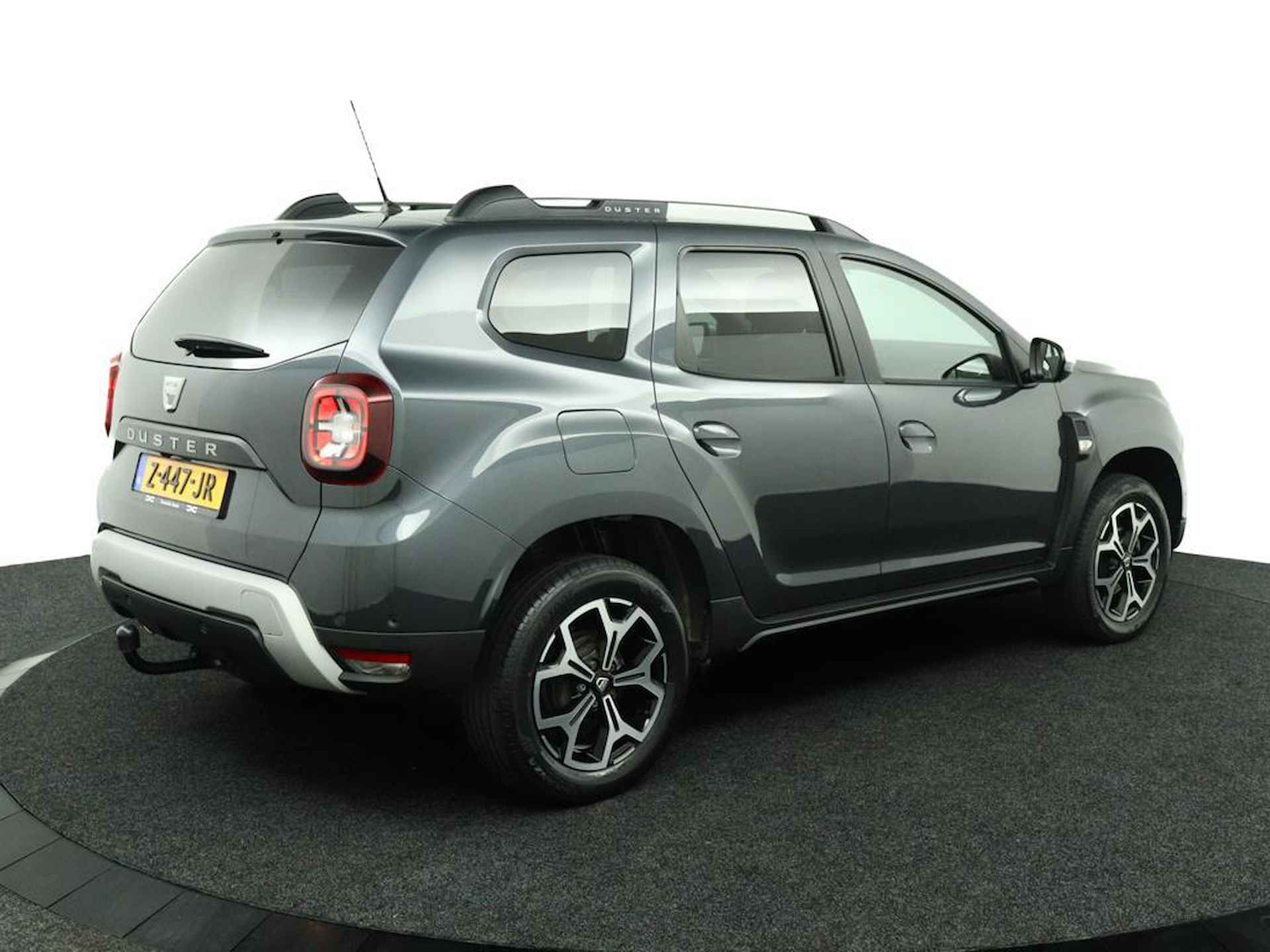 Dacia Duster 1.3 TCe Prestige | Trekhaak | 360 Camera | Navigatie | Stoelverwarming | Dode Hoek Detectie | Getint Glas | Metallic Lak | LED | Licht Metalen Velgen | Keyless Entry | Incl. Winterset | - 6/48