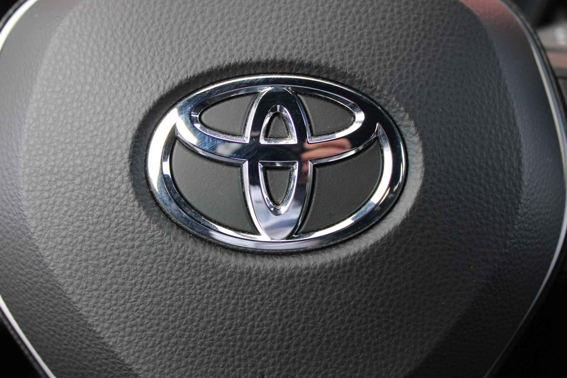 Toyota Corolla Touring Sports 1.8 Hybrid Dynamic Bi-tone - 19/49