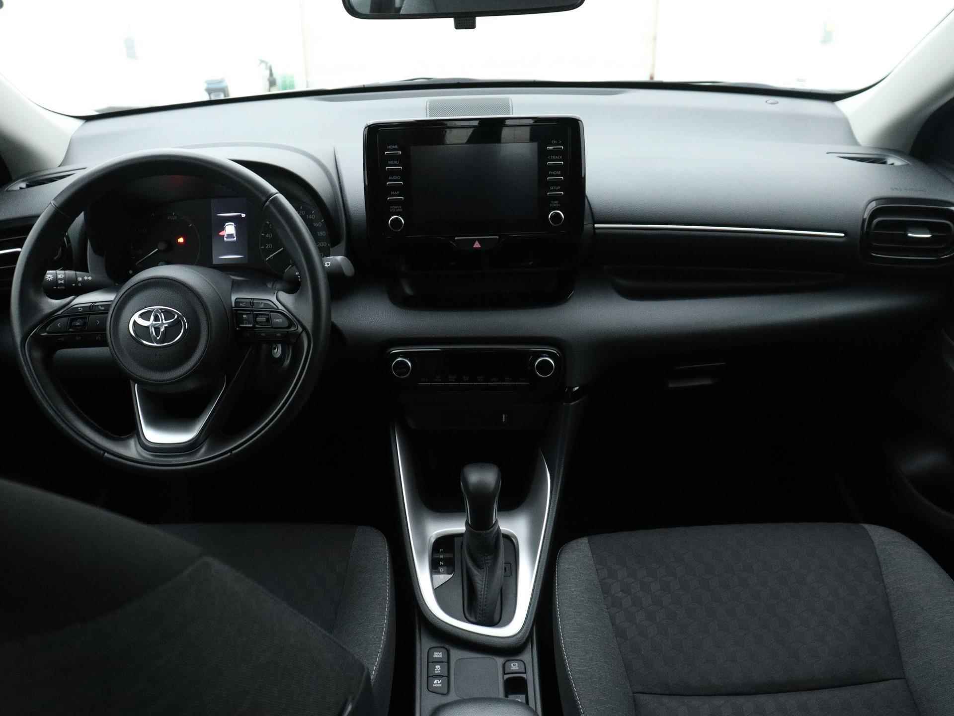 Toyota Yaris Hybrid Active 92pk Automaat | Climate Control | Camera | Adaptieve Cruise Control | Bluetooth | Parkeersensoren Achter - 17/32