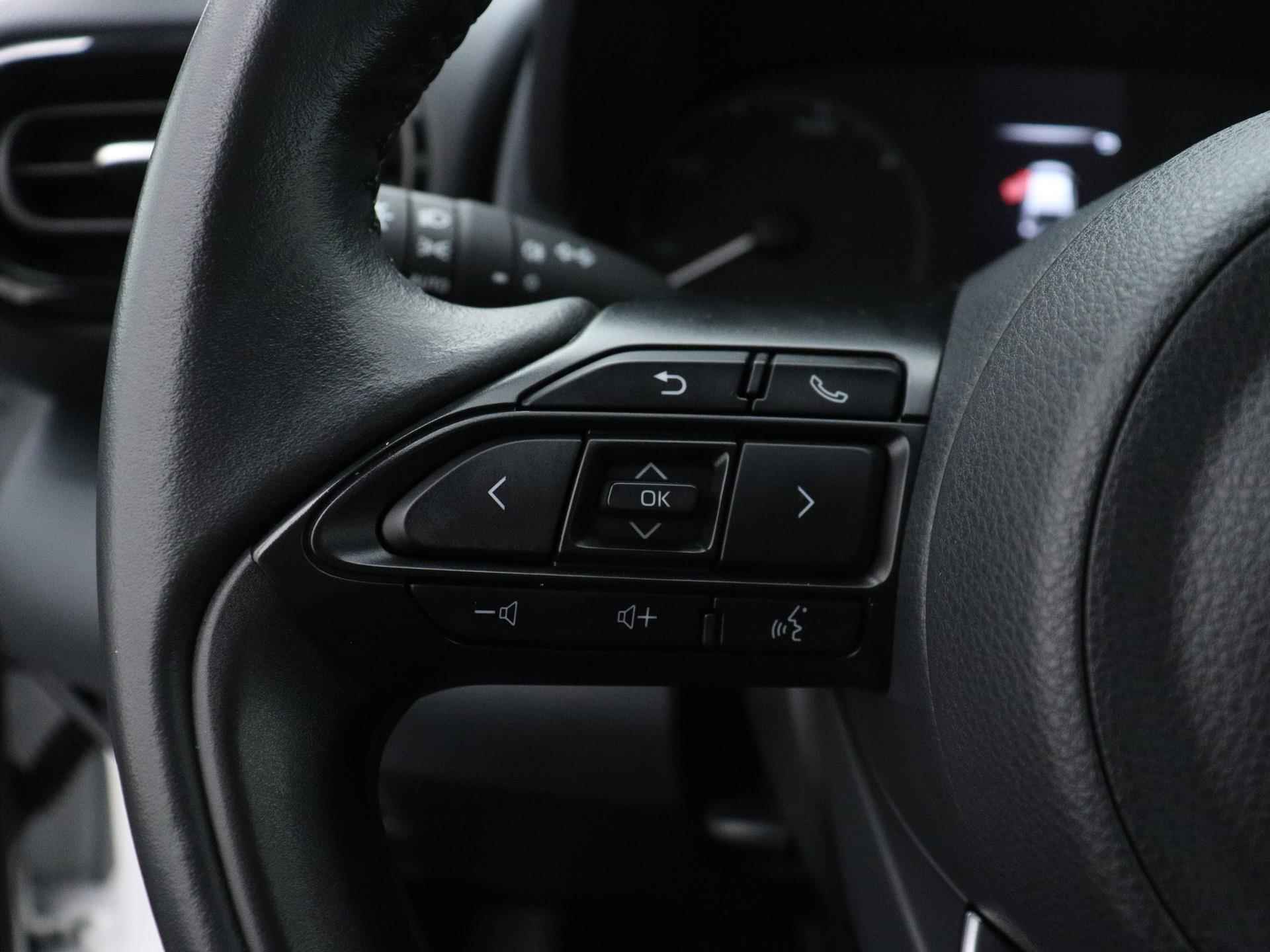 Toyota Yaris Hybrid Active 92pk Automaat | Climate Control | Camera | Adaptieve Cruise Control | Bluetooth | Parkeersensoren Achter - 23/32