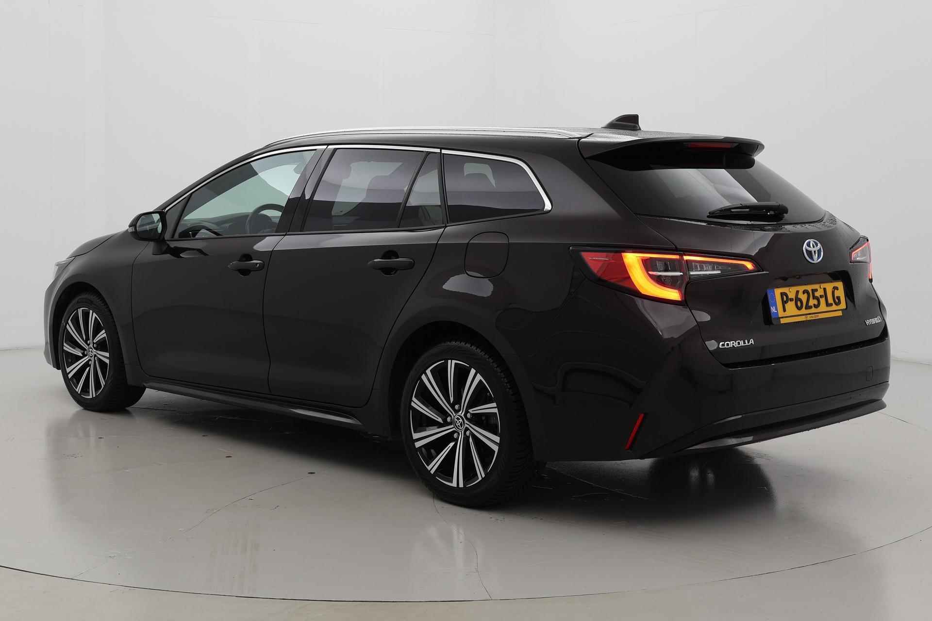 Toyota Corolla Touring Sports 1.8 Hybrid Dynamic Stoelverwarming - 4/34