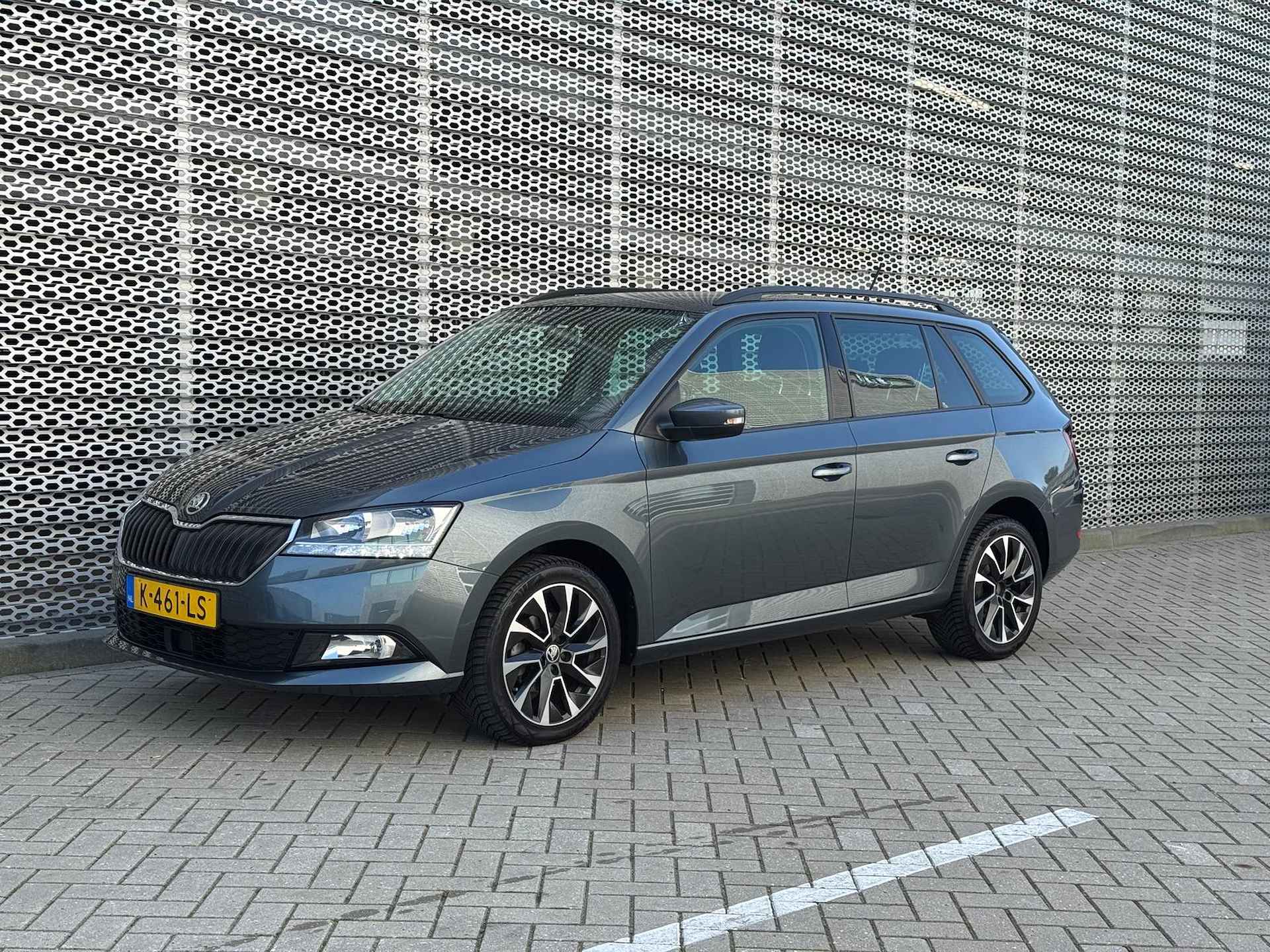 Škoda Fabia Combi 1.0 TSI Business Edition Metallic Navi/ Airco/ 16 lmv/ Parkeersensor P4 - 5/30