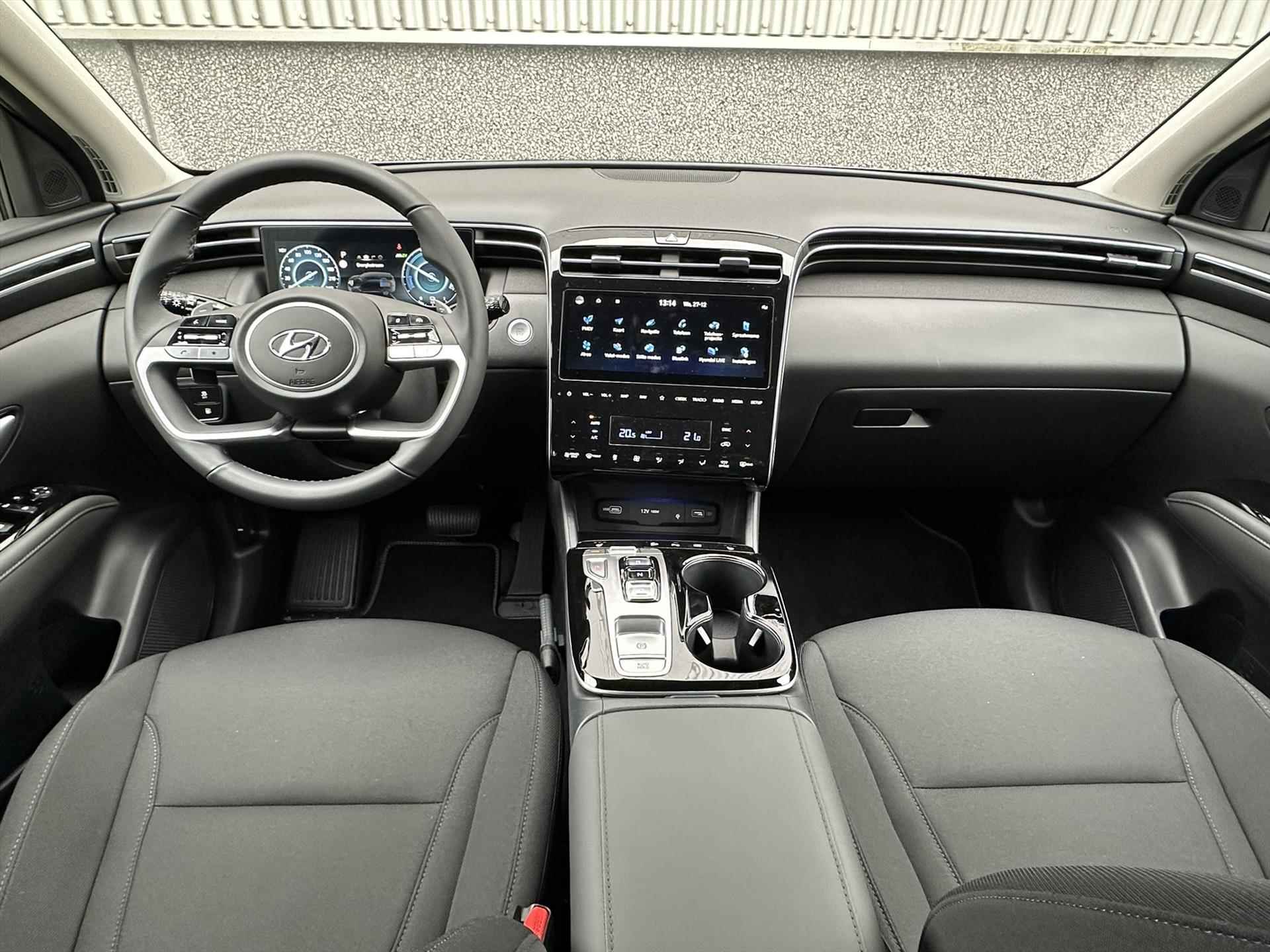 HYUNDAI Tucson 1.6 T-GDi PHEV 265pk AWD Aut. Comfort | 19" LM-velgen | Navigatie | Bluetooth | AppleCarplay/Android Auto | All seasonbanden | Sidesteps - 21/49
