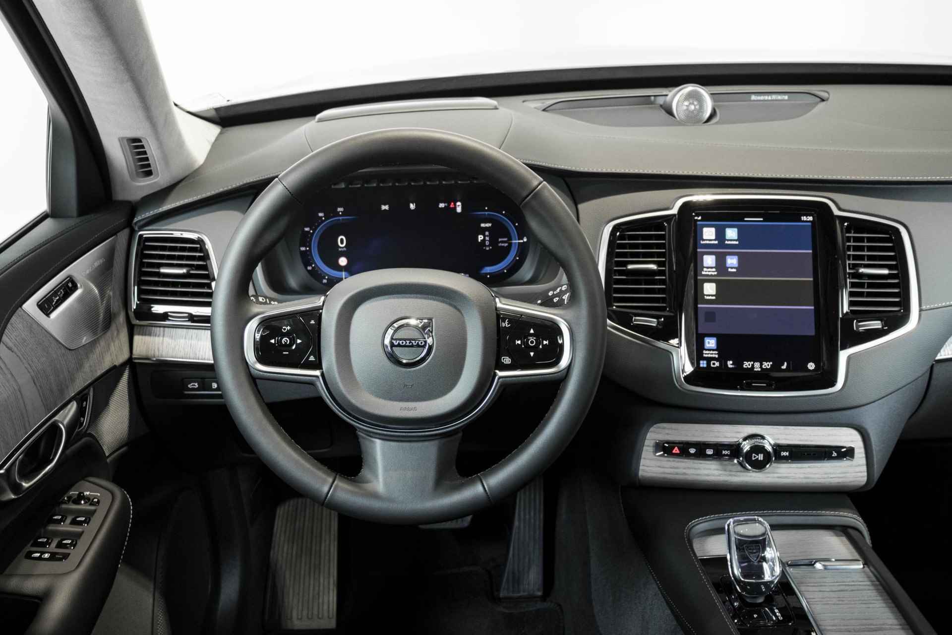 Volvo XC90 T8 Recharge AWD Ultimate Dark | Bowers & Wilkins | Luchtvering | Panoramadak | Stoelventilatie | Stoel- en stuurverwarming | 360º camera - 21/44