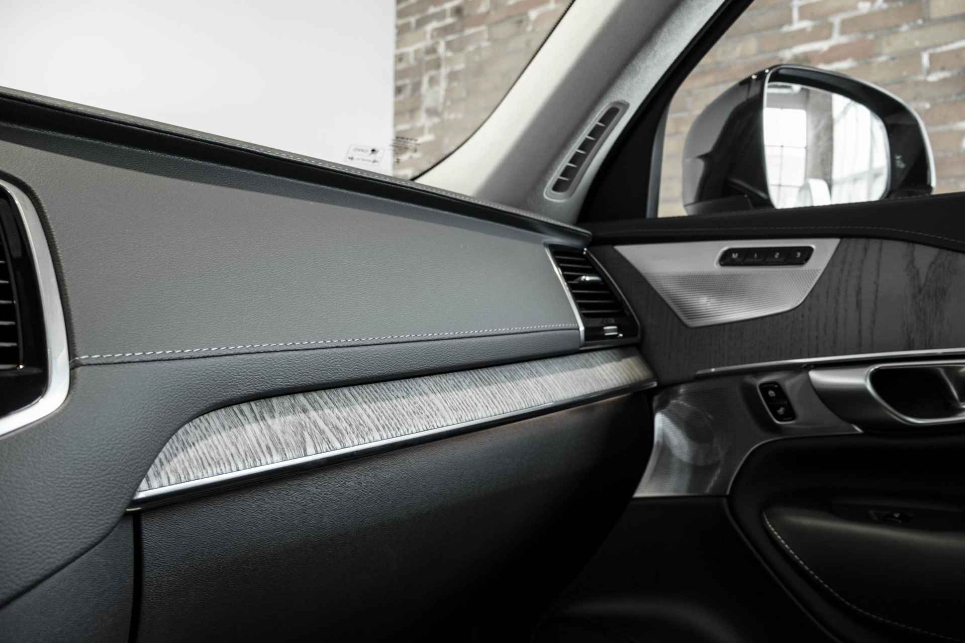 Volvo XC90 T8 Recharge AWD Ultimate Dark | Bowers & Wilkins | Luchtvering | Panoramadak | Stoelventilatie | Stoel- en stuurverwarming | 360º camera - 29/44