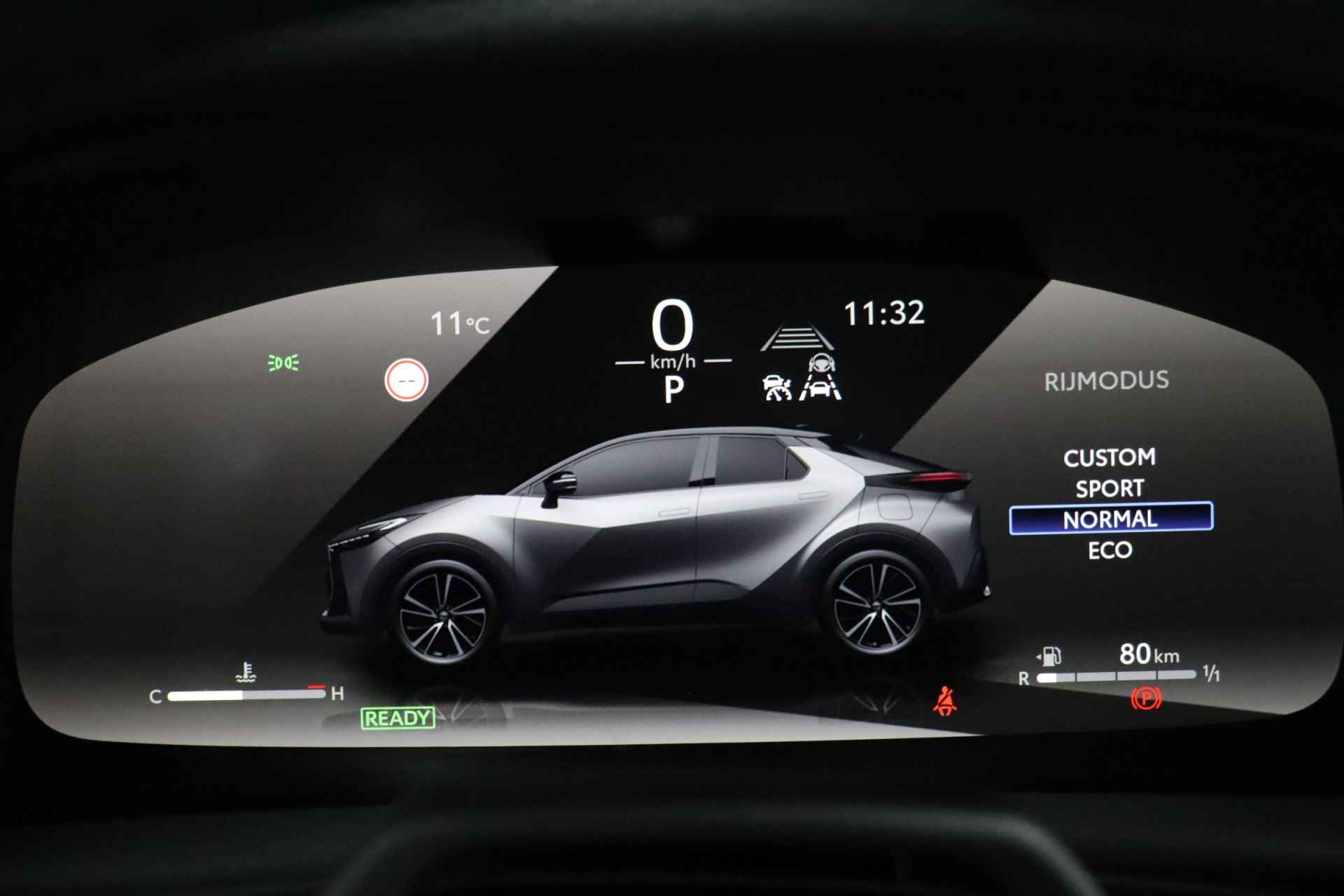 Toyota C-HR 2.0 Hybrid 200 Executive | € 7.000,- Voorraad voordeel! | JBL Audio | Leder-Alcantara | Parkeerhulp | Winterpakket | Adaptive-cruise | Dodehoekdetectie - 27/57