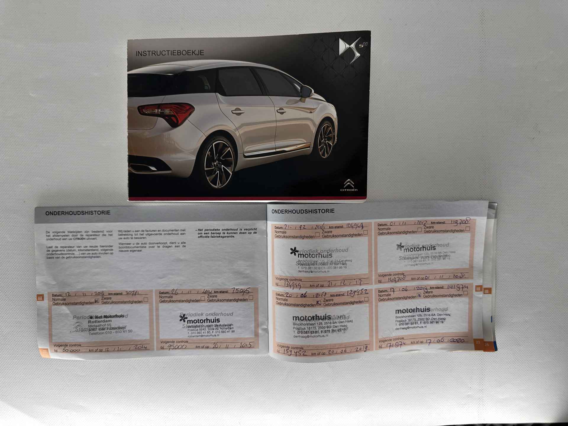 Citroën DS5 2.0 Hybrid4 Business Executive Aut. *PANO | TWO-TONE-VOLLEDER | MEMORY-PACK | NAVI-FULLMAP | XENON | KEYLESS | CAMERA | HEAD-UP | MASSAGE-SEAT | CRUISE | SPORT-SEATS | 17"ALU* - 31/32