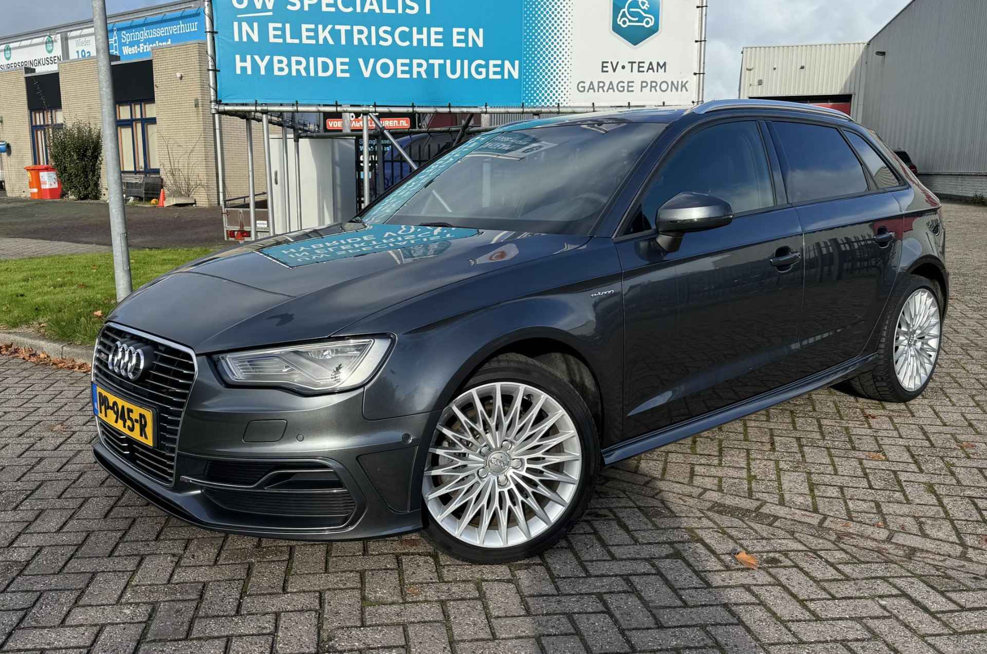 Audi A3 Sportback 1.4 e-tron PHEV CARPLAY/B&O/KEYLESS/CAMERA - 3/37