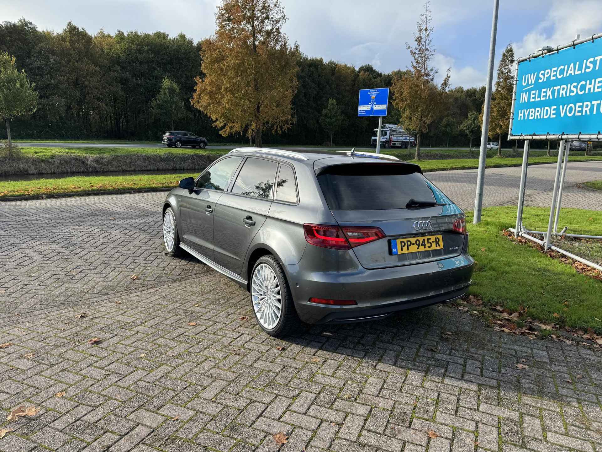 Audi A3 Sportback 1.4 e-tron PHEV CARPLAY/B&O/KEYLESS/CAMERA - 5/37