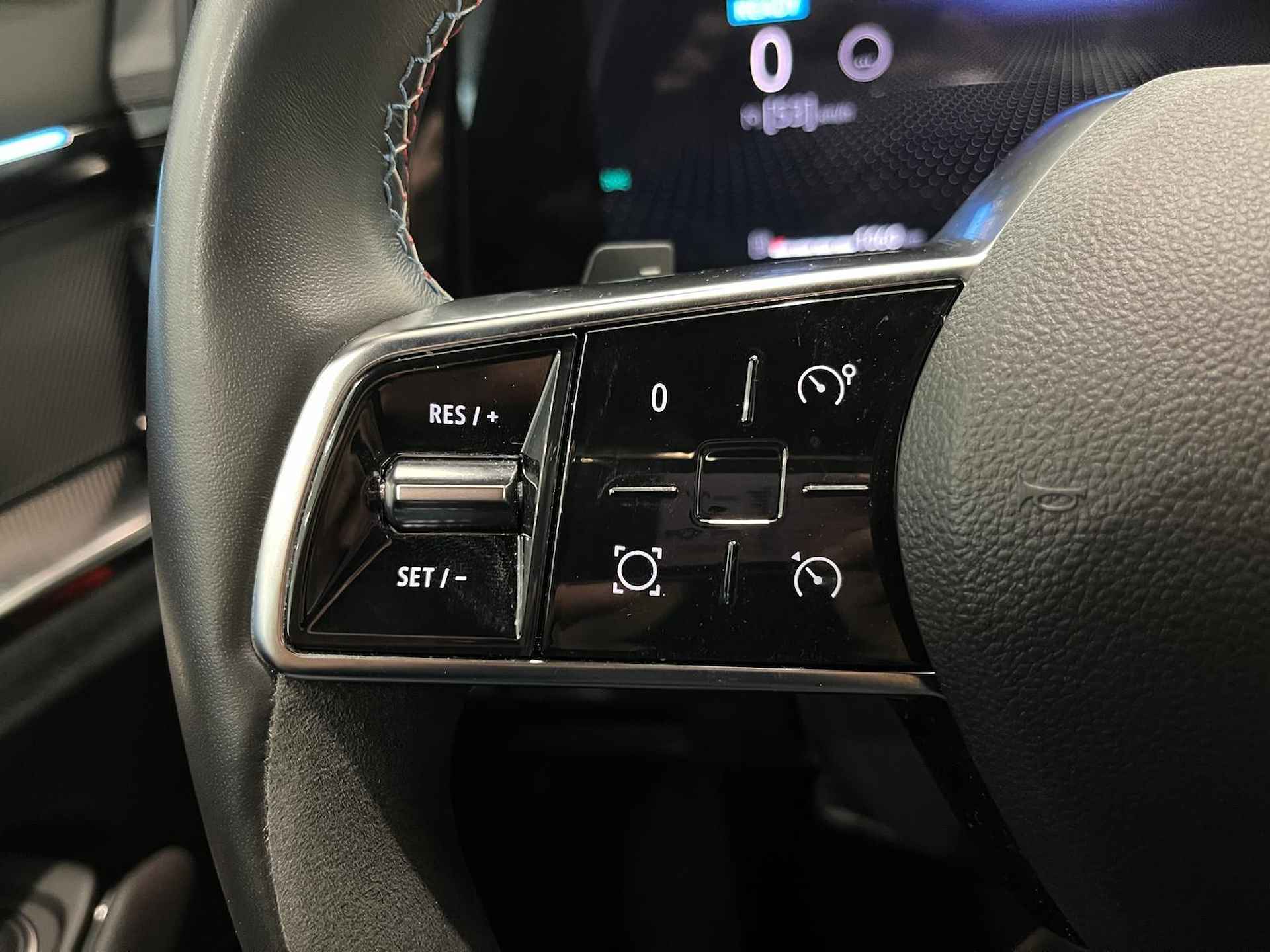 Renault Austral 1.2 E-Tech Hybrid 200 Techno Esprit Alpine CLIMA | CRUISE | NAVI | 360 CAMERA/PDC | ANDROID & APPLE CARPLAY | - 20/44