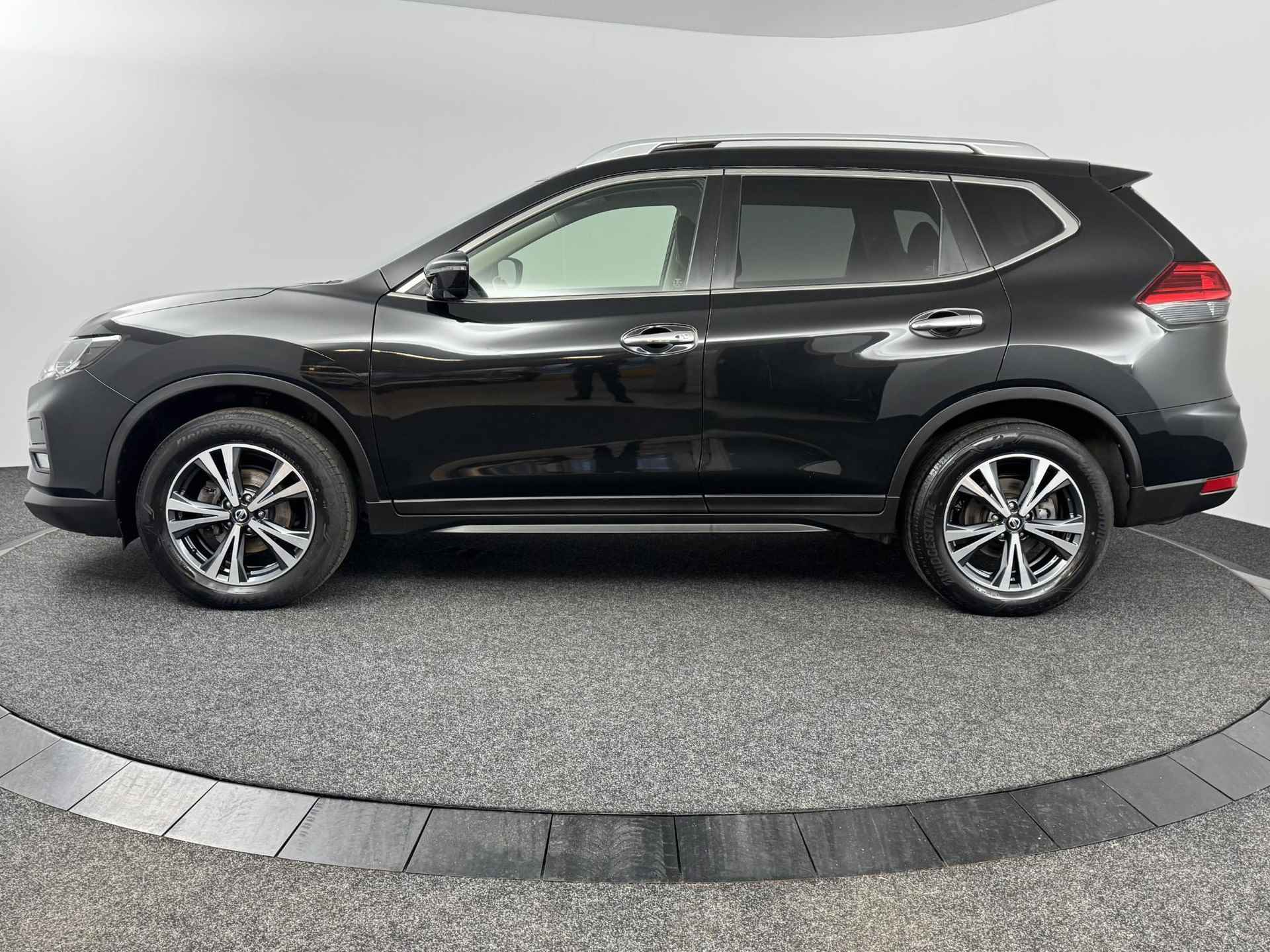 Nissan X-Trail 1.6 DIG-T N-Connecta - 45/53