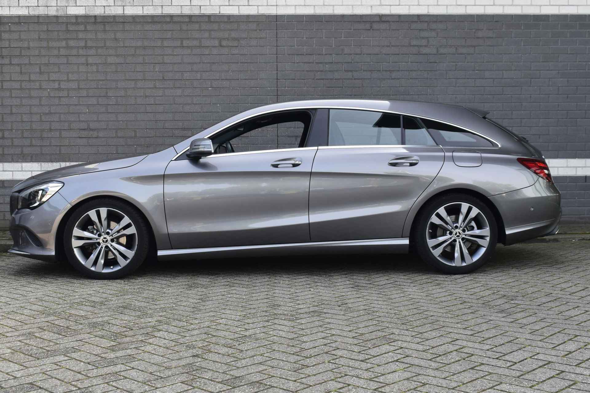 Mercedes-Benz CLA-klasse Shooting Brake 180 Business Solution NL Auto / Camera / Navigatie / Stoelverwarming - 4/32