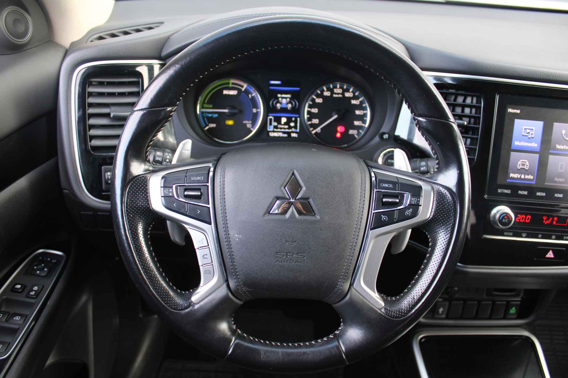Mitsubishi Outlander 2.4 PHEV Pure | 18" LM | Airco | Cruise | Camera | Automaat | Trekhaak | Apple carplay | Android auto | - 11/36