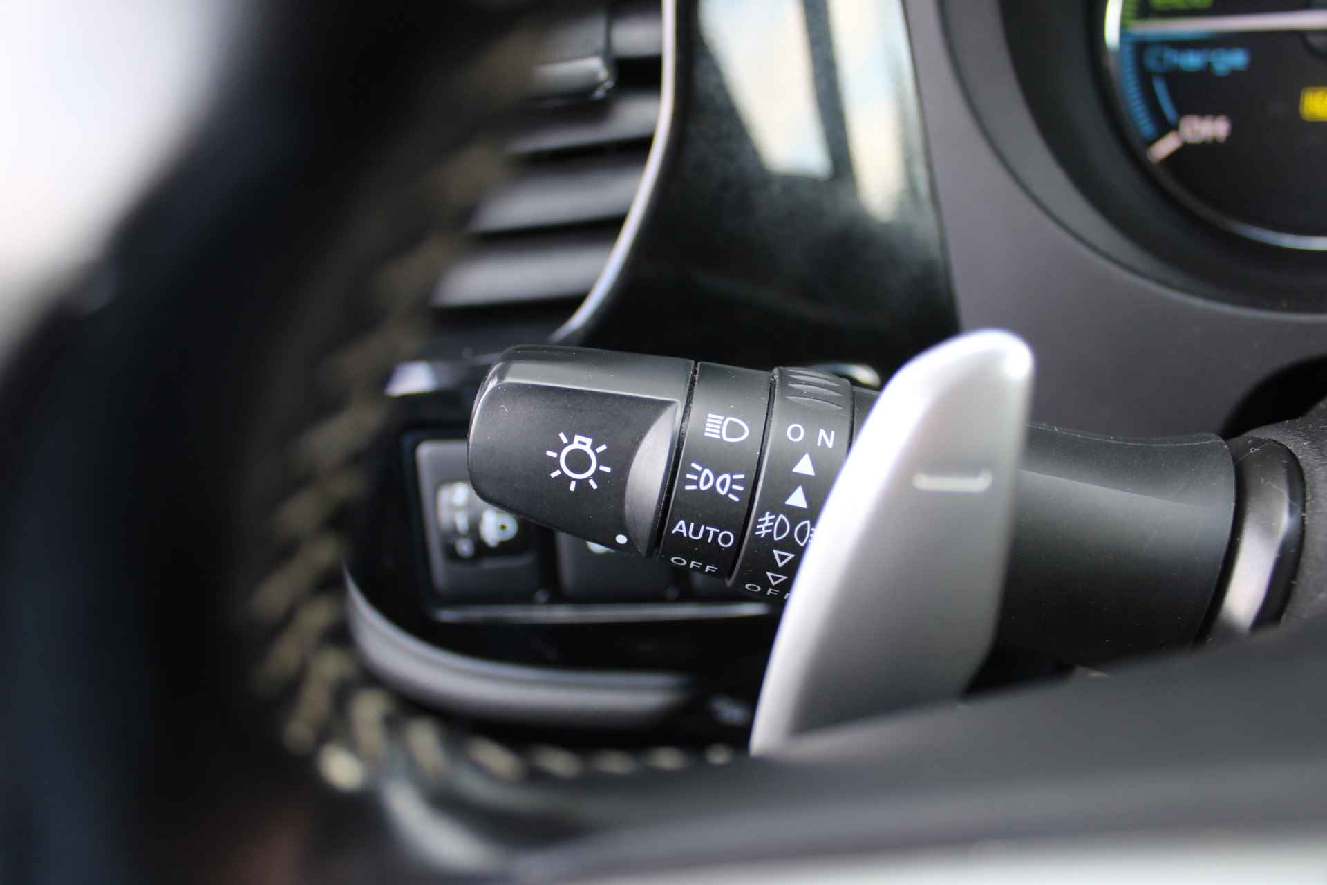 Mitsubishi Outlander 2.4 PHEV Pure | 18" LM | Airco | Cruise | Camera | Automaat | Trekhaak | Apple carplay | Android auto | - 12/36