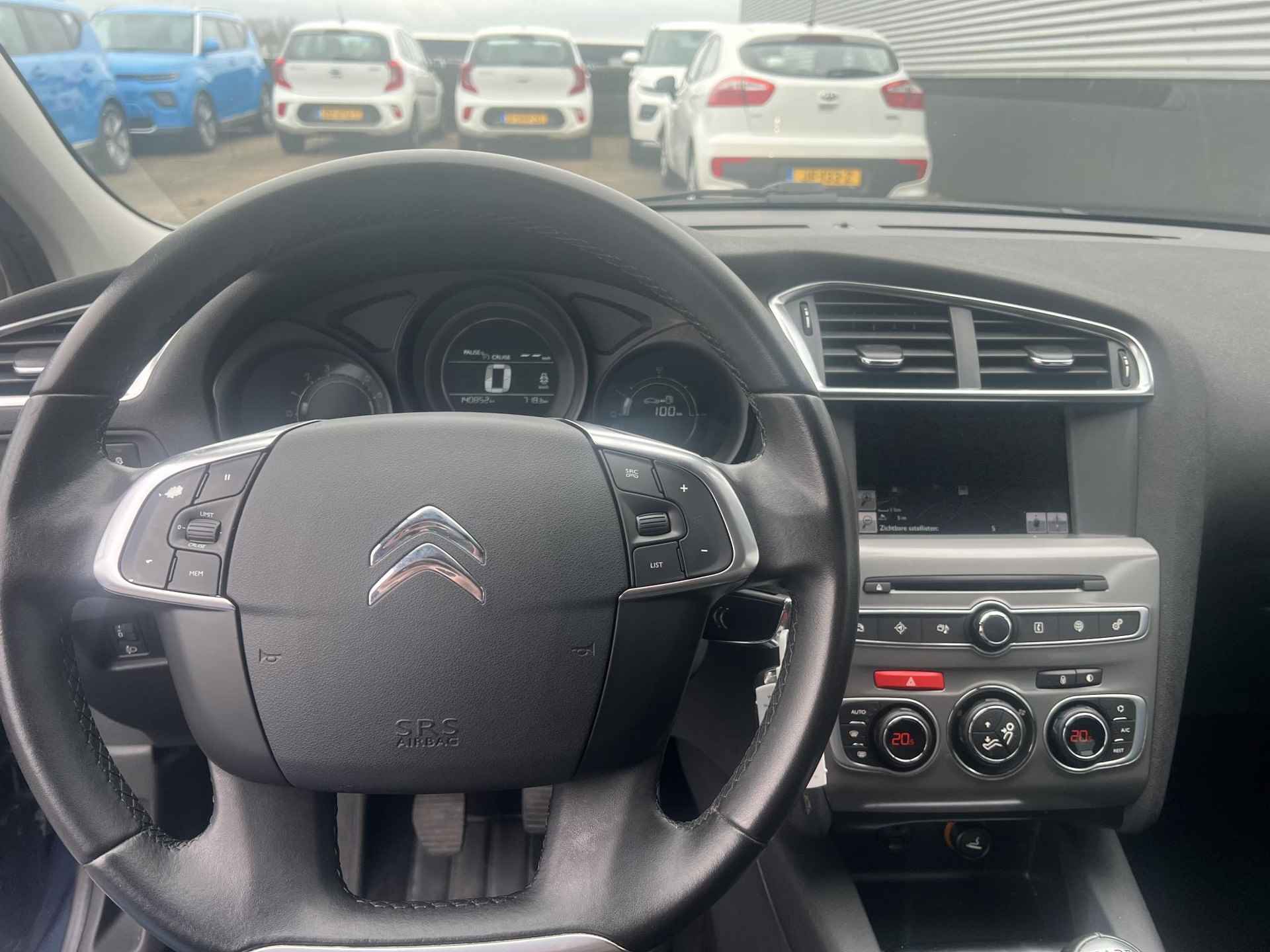 Citroen C4 1.2 PureTech Business Navigatie, Trekhaak, Climate control, Cruise control, Dealeronderhouden, Privacy glass - 14/31