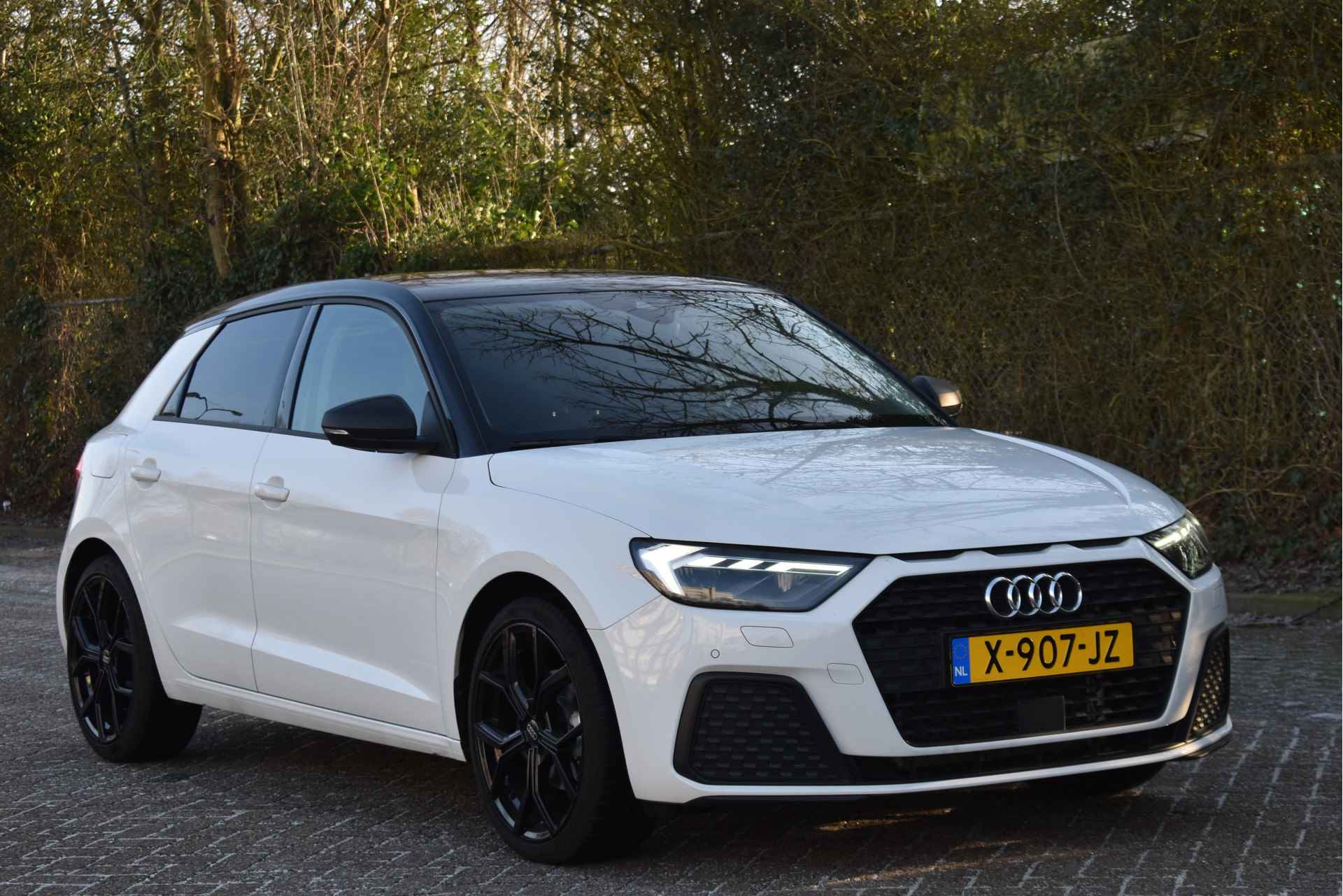 Audi A1 Sportback 35 TFSI PRO LINE 150 PK Bi-Tone | Z+W banden | Carplay | Stoelverwarming | VIrtual Cockpit | Cruise Control | DAB | Full LED - 26/50