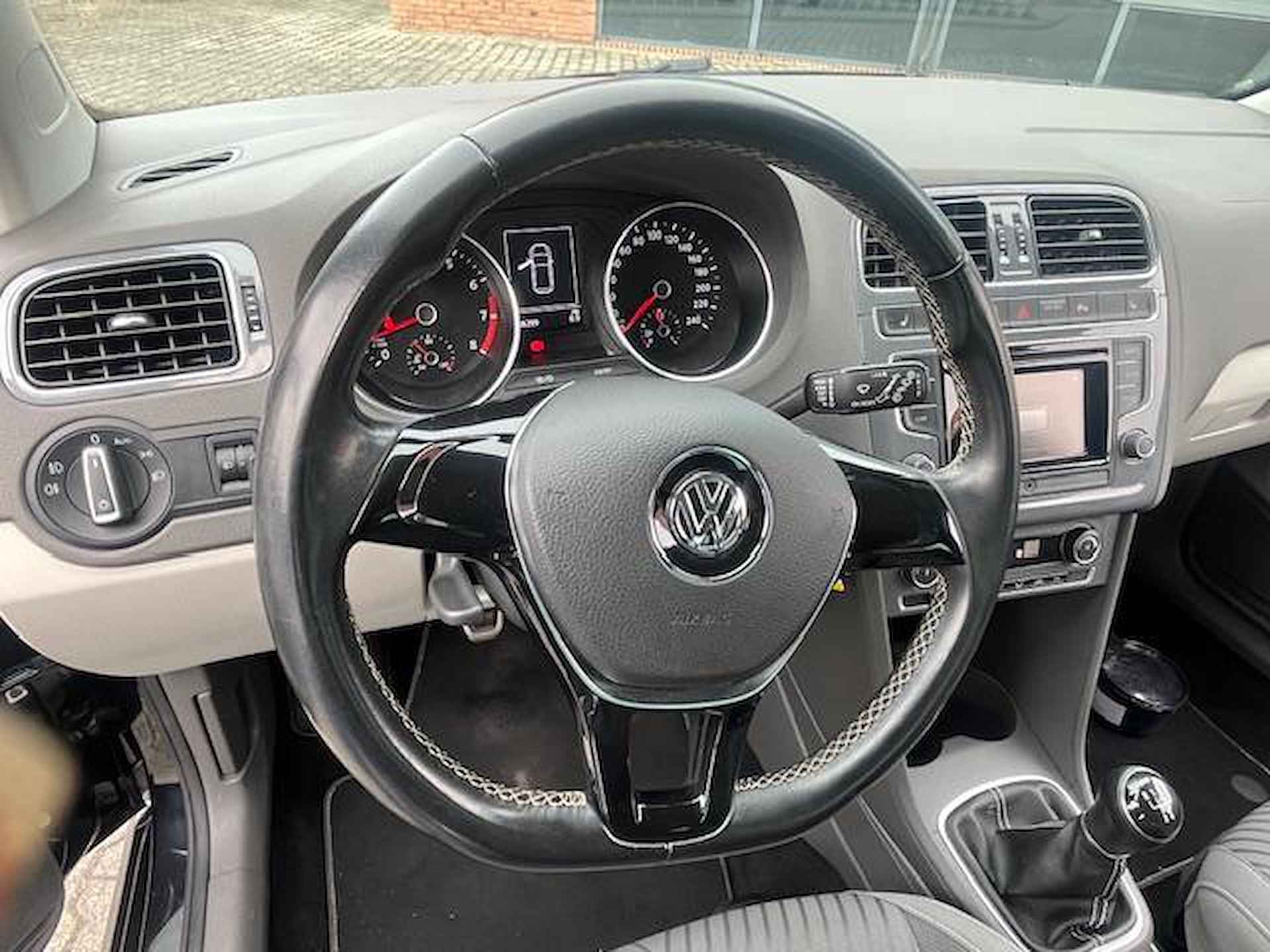 Volkswagen Polo 1.2 TSI Comfortline, incl 1 jaar bovaggarantie - 9/25