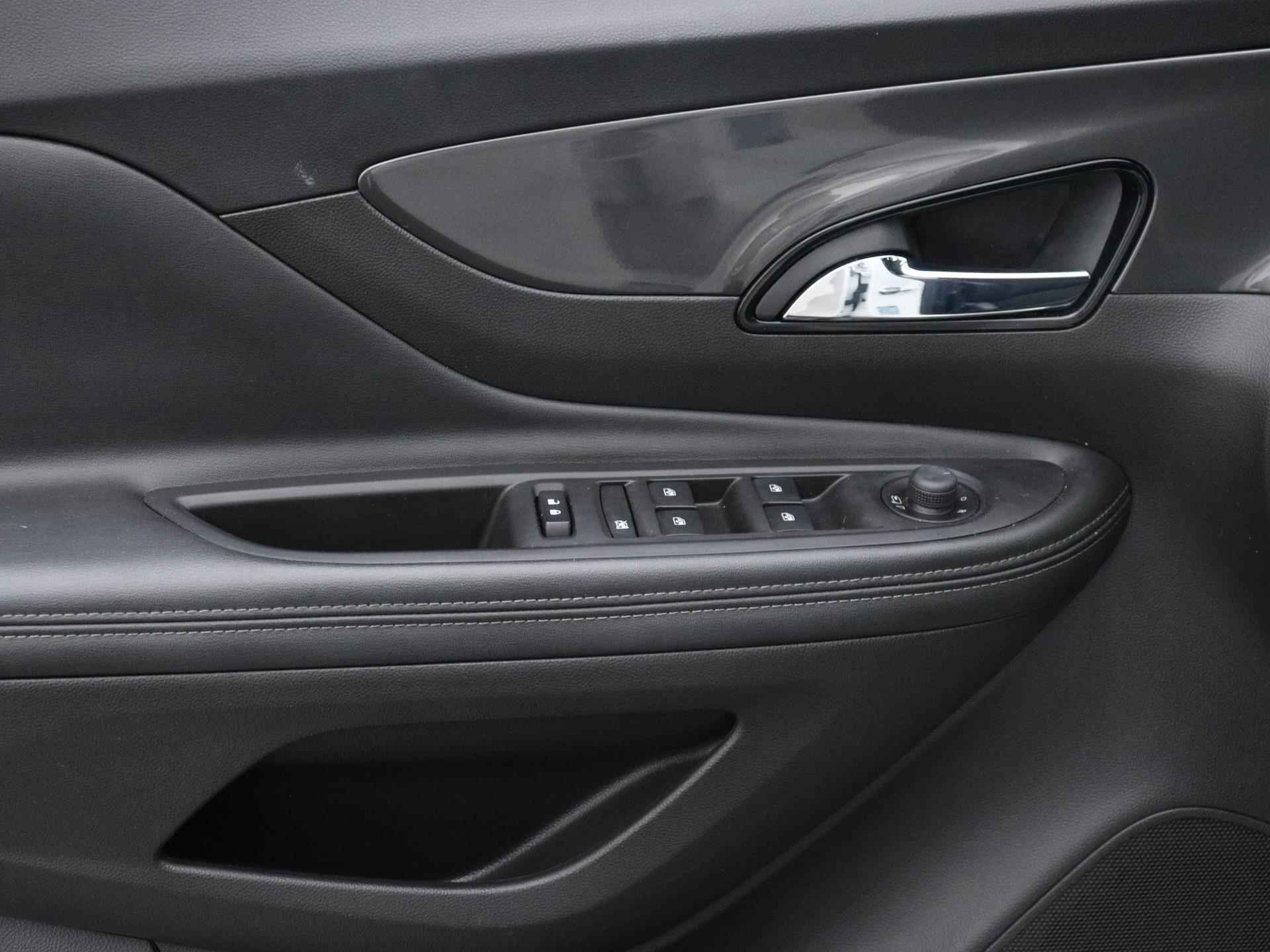 Opel Mokka X Black Edition 140pk | Navigatie | Camera | Trekhaak | Licht Metalen Velgen 18"| Stuur/ Stoelverwarming - 24/37