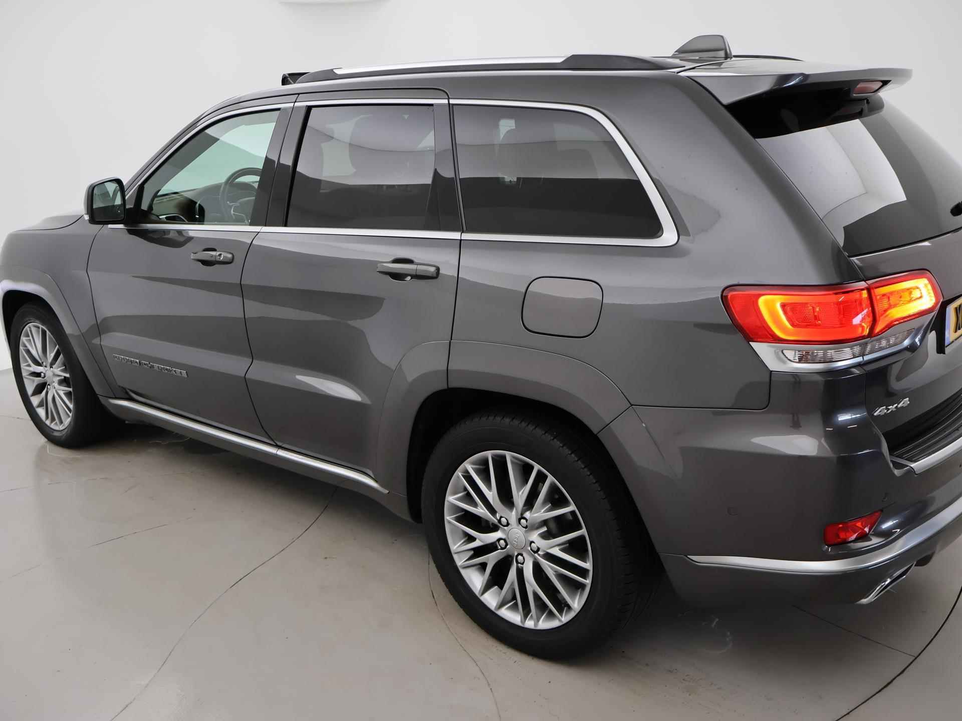 Jeep Grand Cherokee 3.0 CRD SUMMIT + ADAPTIVE CRUISE / STOELVENTILATIE / PANORAMA - 42/83