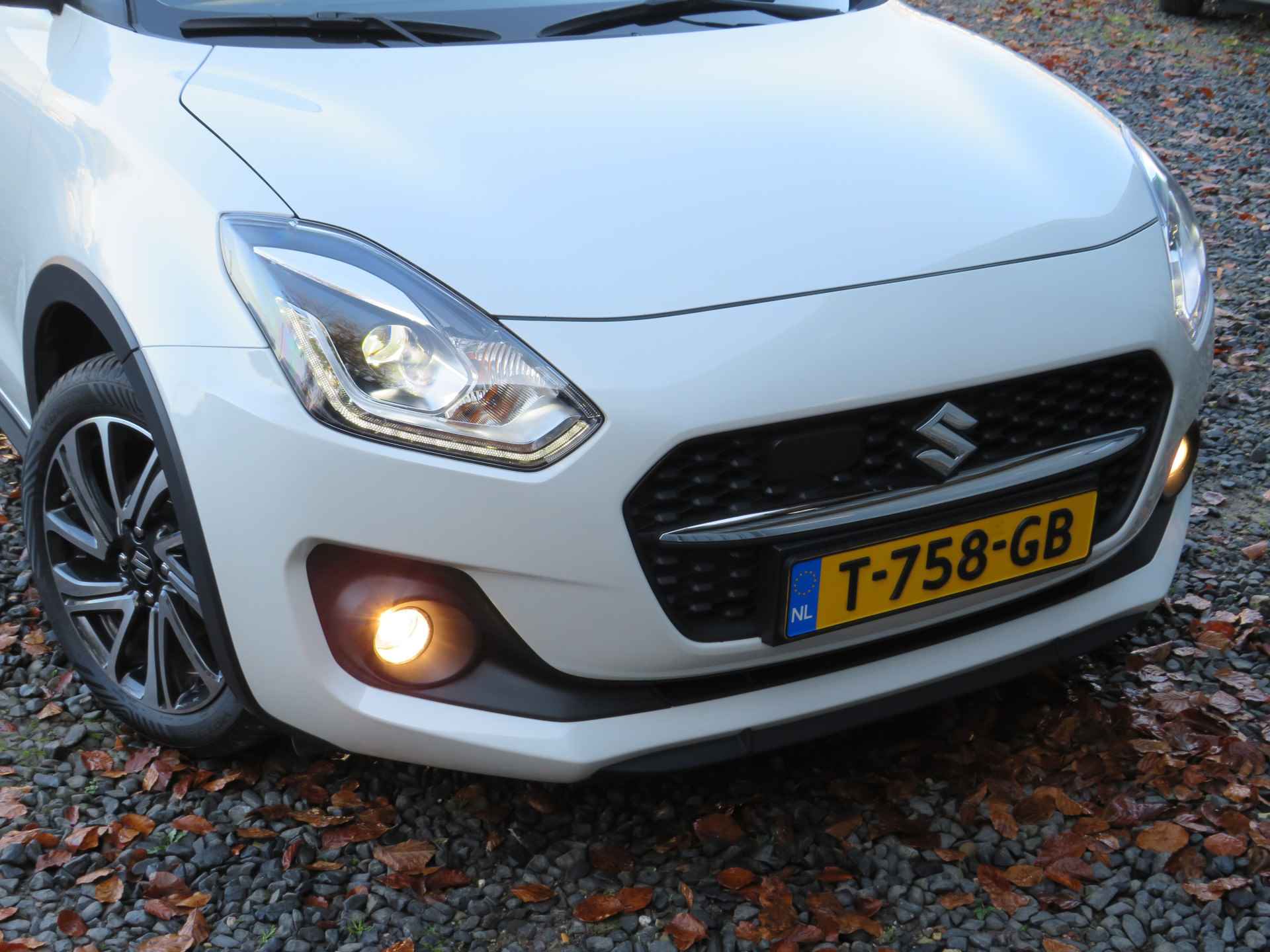 Suzuki Swift 1.2 Style Smart Hybrid, ORG NL, 1e Eig. Dealer onderhouden, Sportline pakket en Schuif/kanteldak! - 39/42