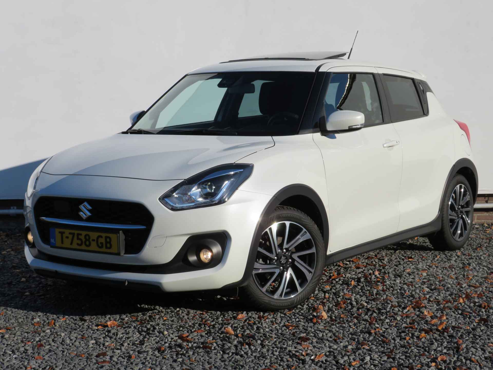 Suzuki Swift 1.2 Style Smart Hybrid, ORG NL, 1e Eig. Dealer onderhouden, Sportline pakket en Schuif/kanteldak! - 40/42