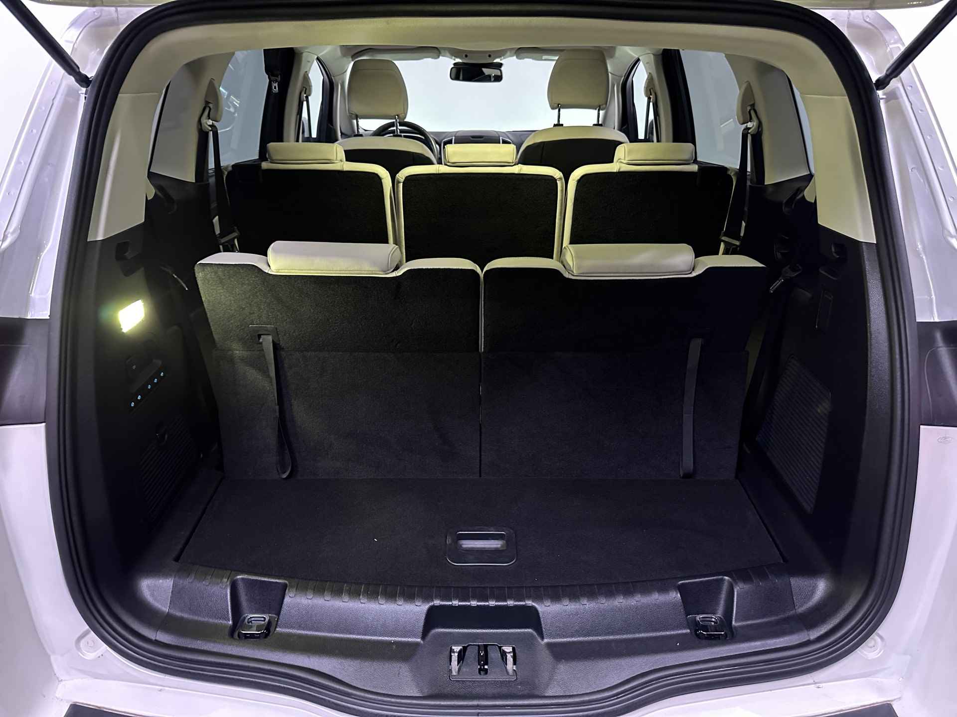 Ford S-Max 2.0 Vignale 7 Persoons 240pk Automaat | Lederen Sportstoelen Memory | Navigatie | Camera | Cruise Control | L.M. 18" | Stoelverwarming | - 23/46