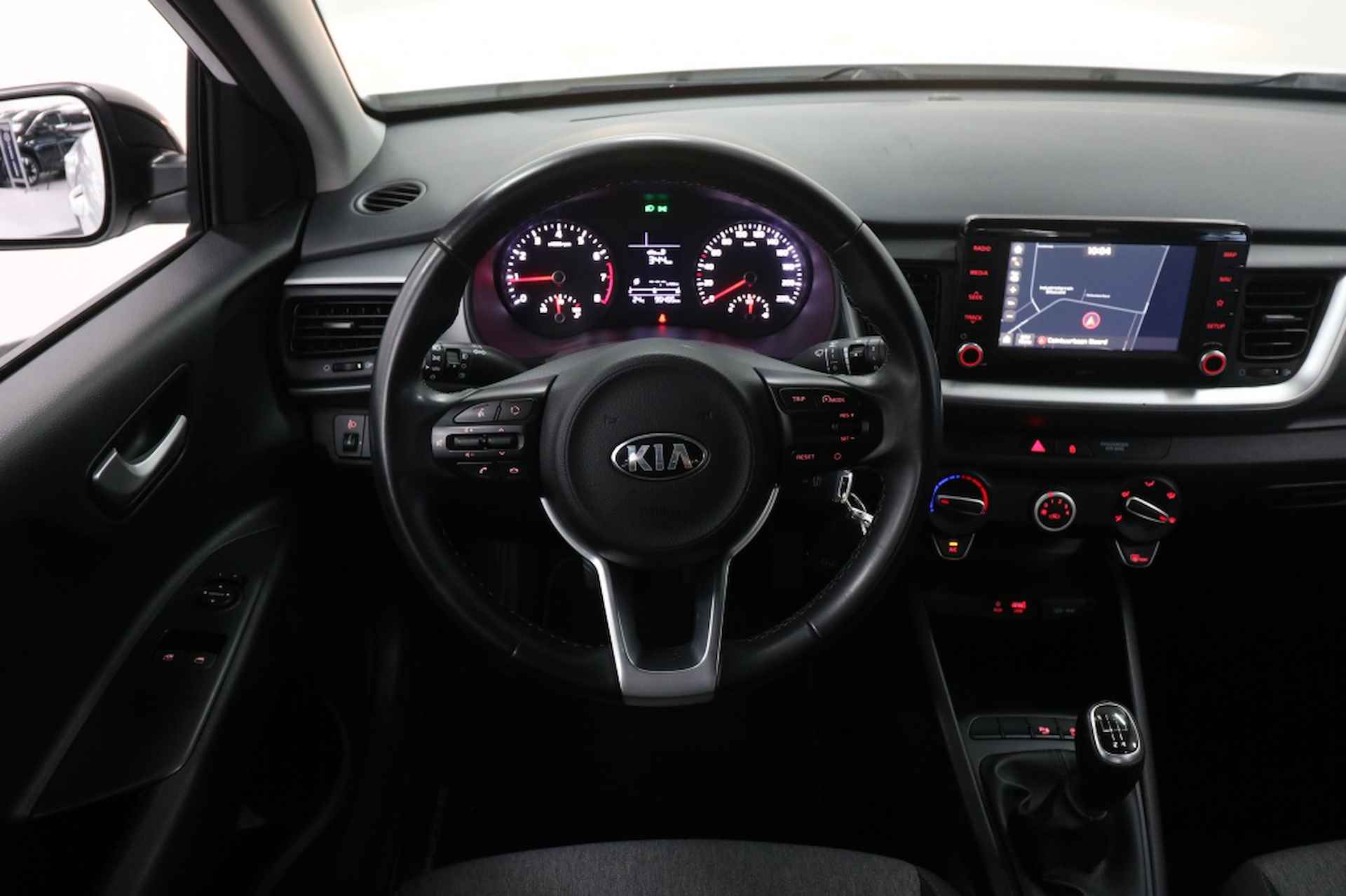 Kia Stonic 1.0 T-GDi Dynamic Line - 27/27