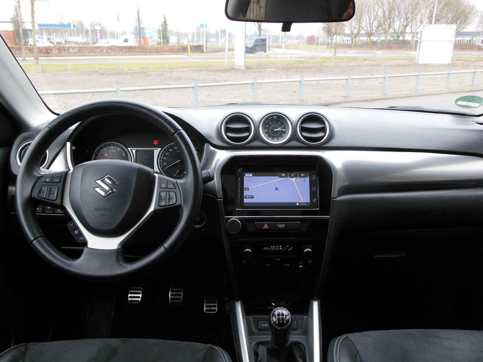 Suzuki Vitara 1.6 High Executive Staat in Hoogeveen - 26/26